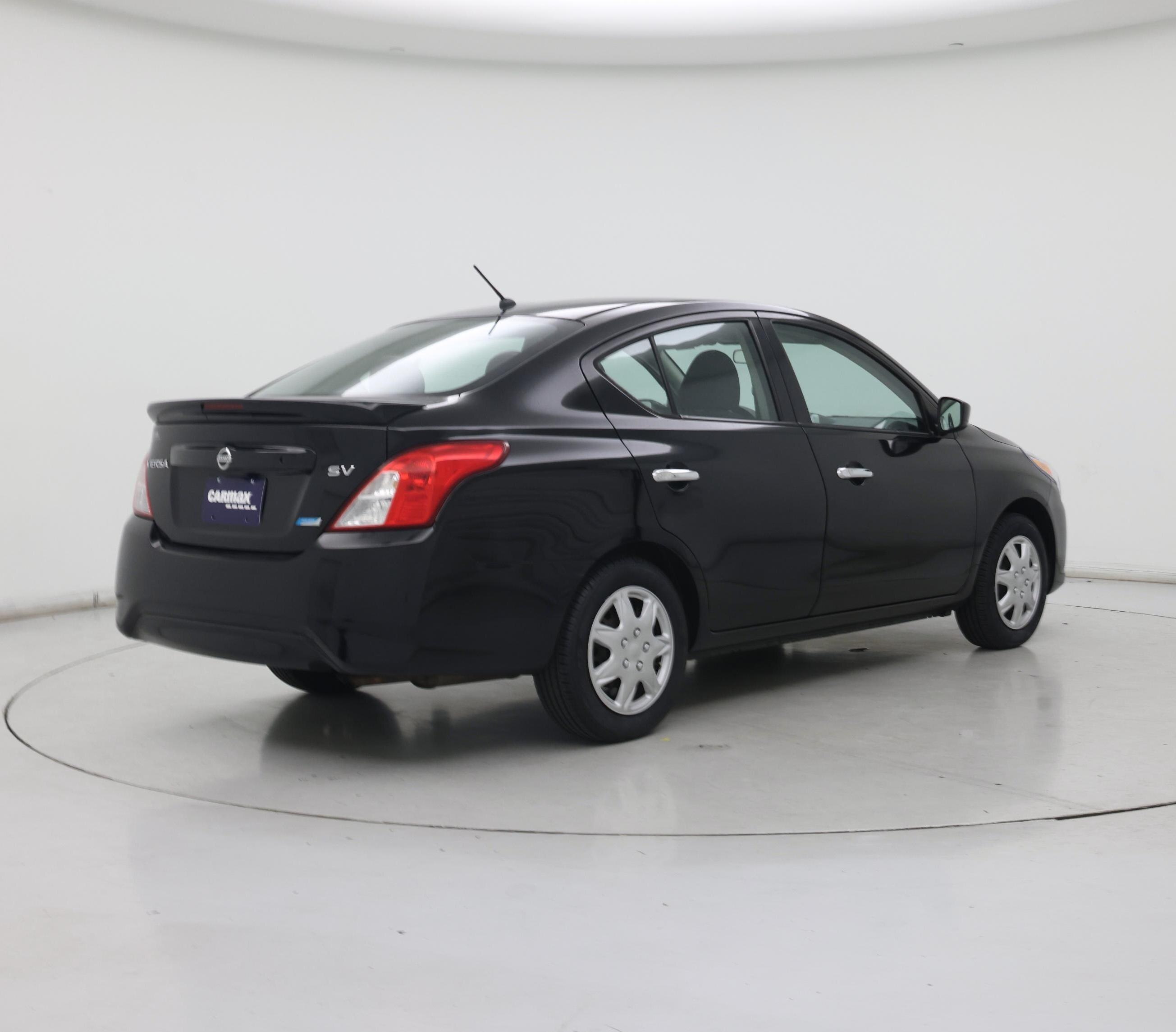 Thumbnail: 2016 Nissan Versa - 8
