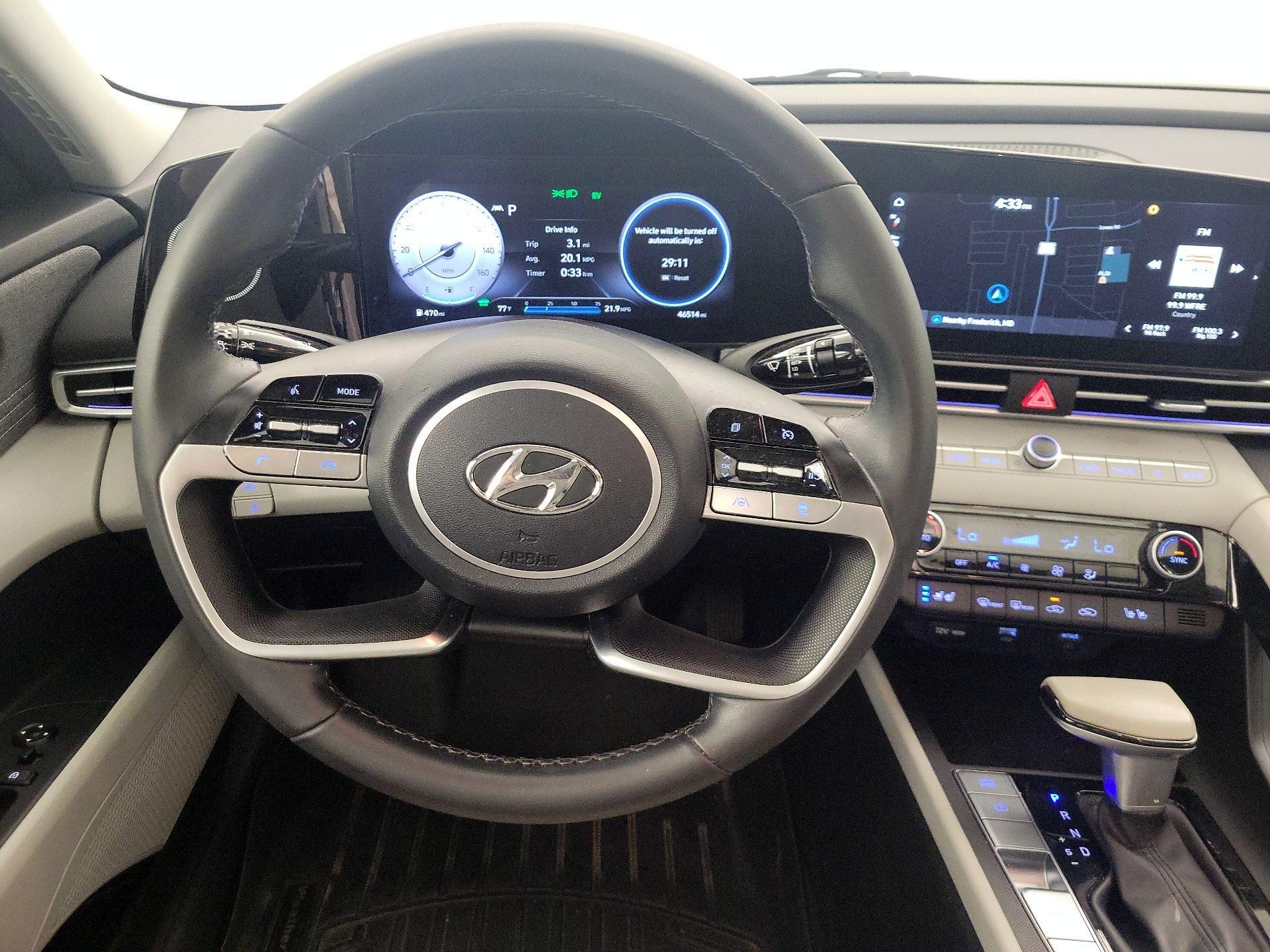 Thumbnail: 2023 Hyundai Elantra - 10