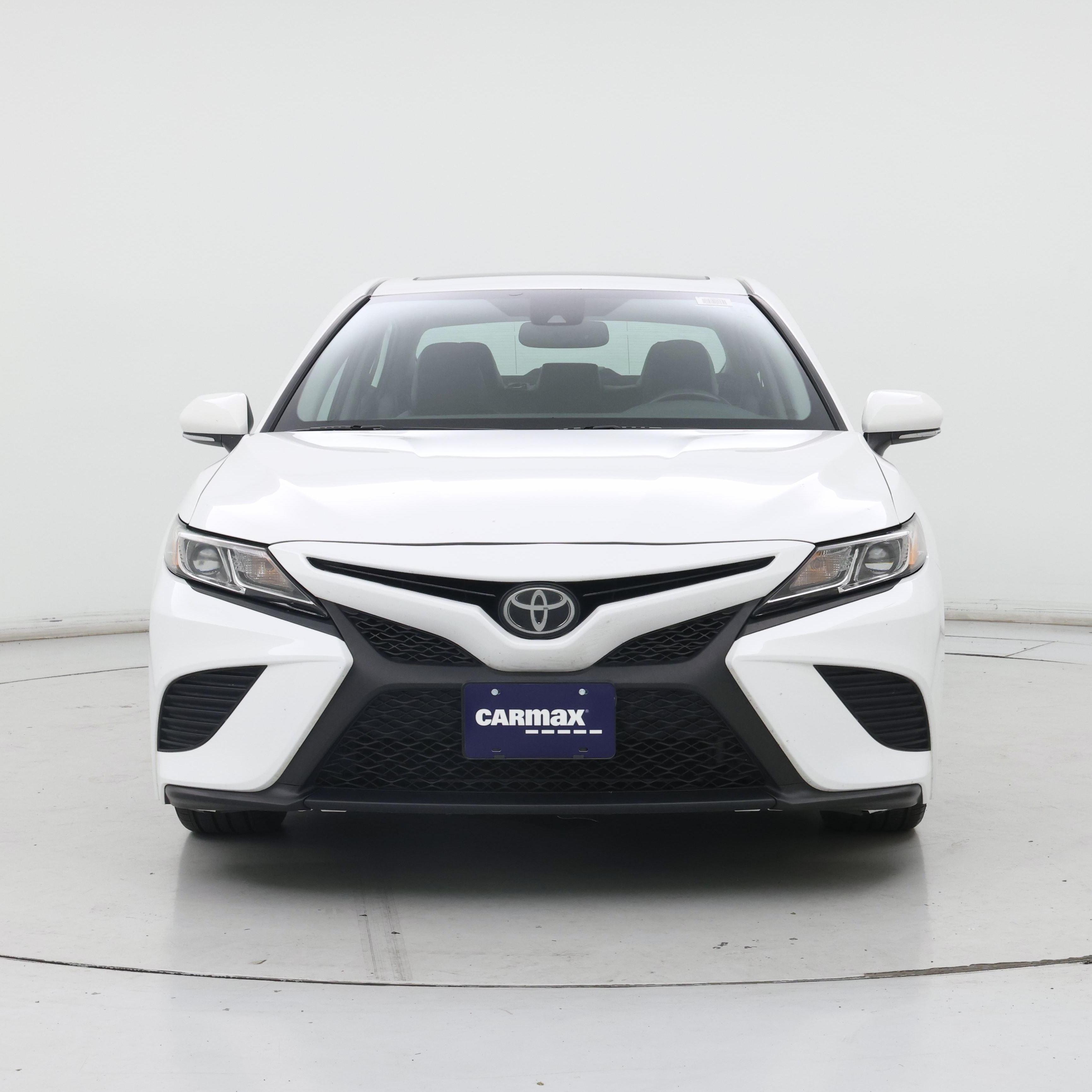 Thumbnail: 2019 Toyota Camry - 5