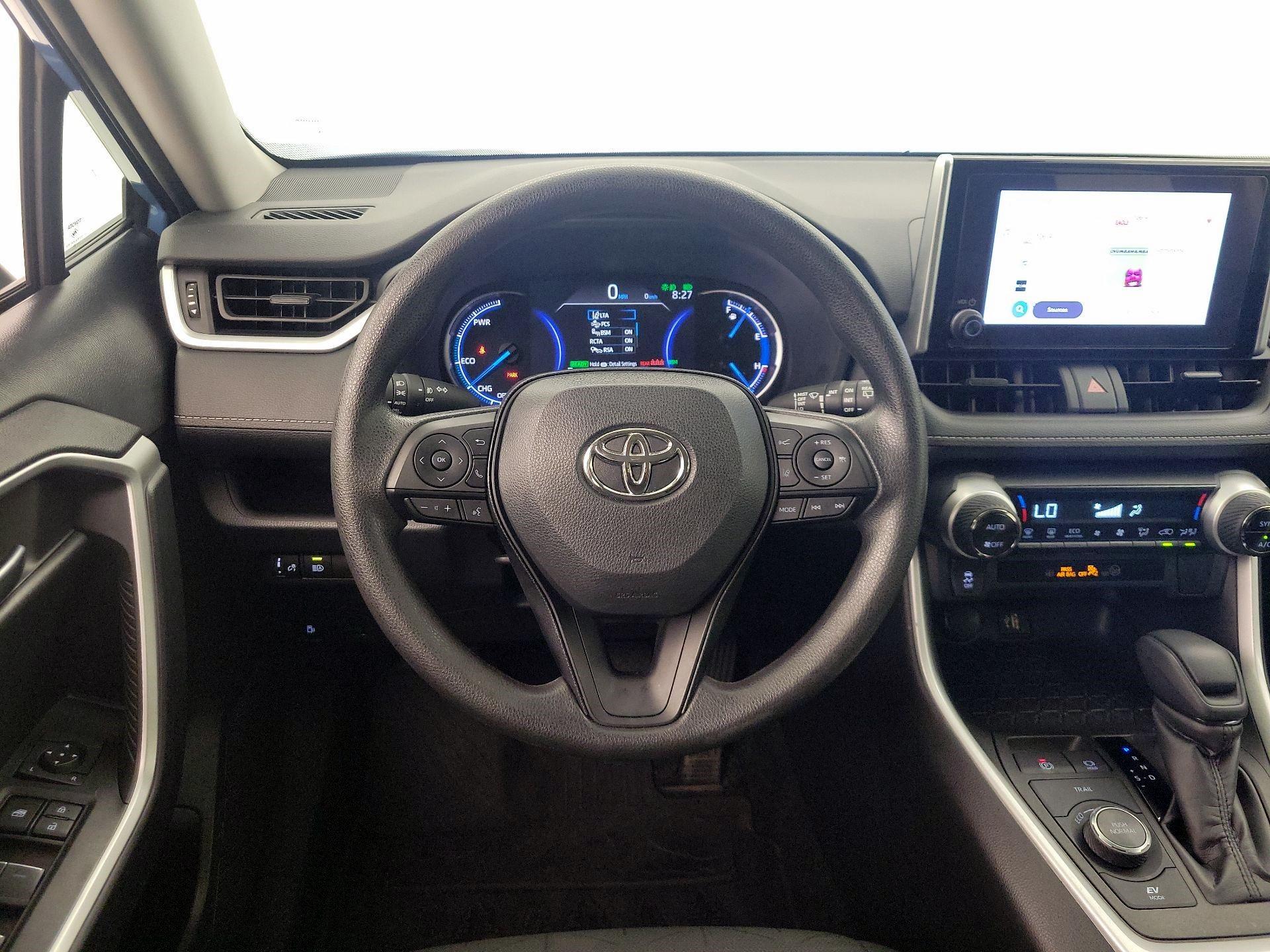 Thumbnail: 2023 Toyota RAV4 - 10