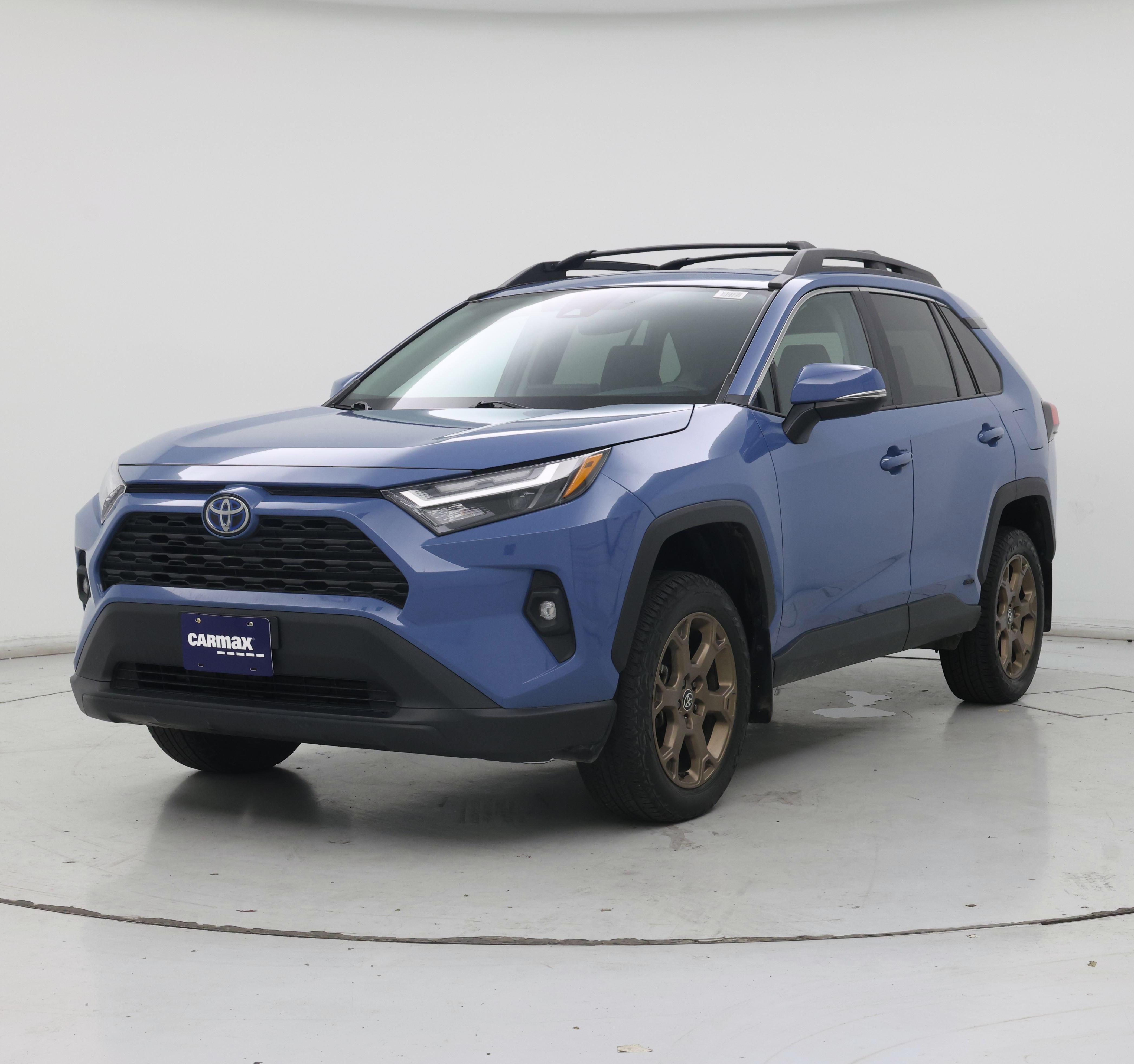 Thumbnail: 2023 Toyota RAV4 - 4