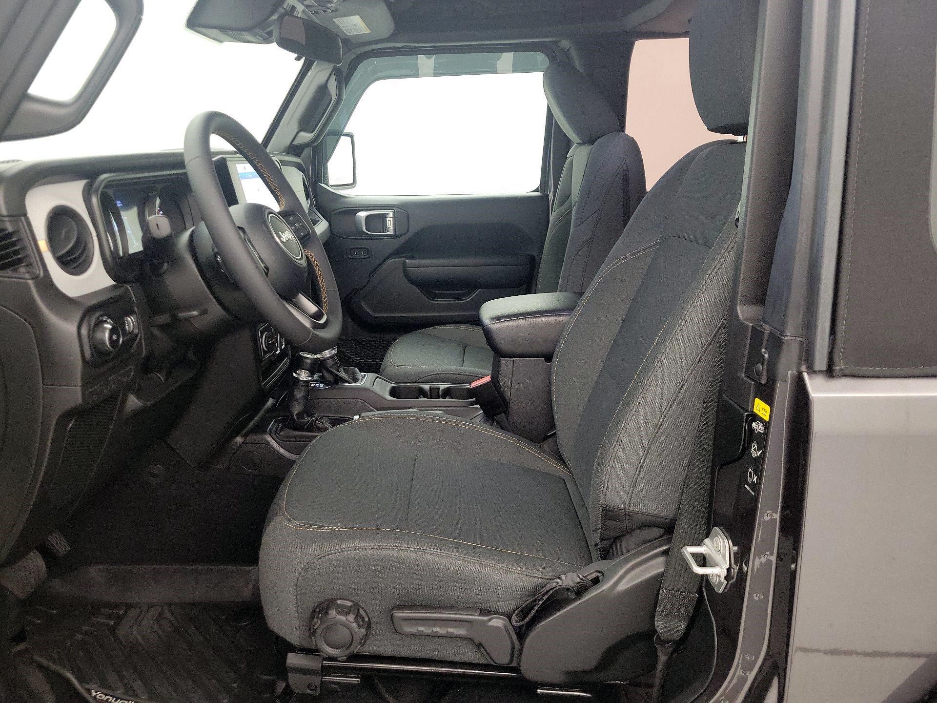 Thumbnail: 2024 Jeep Wrangler - 11