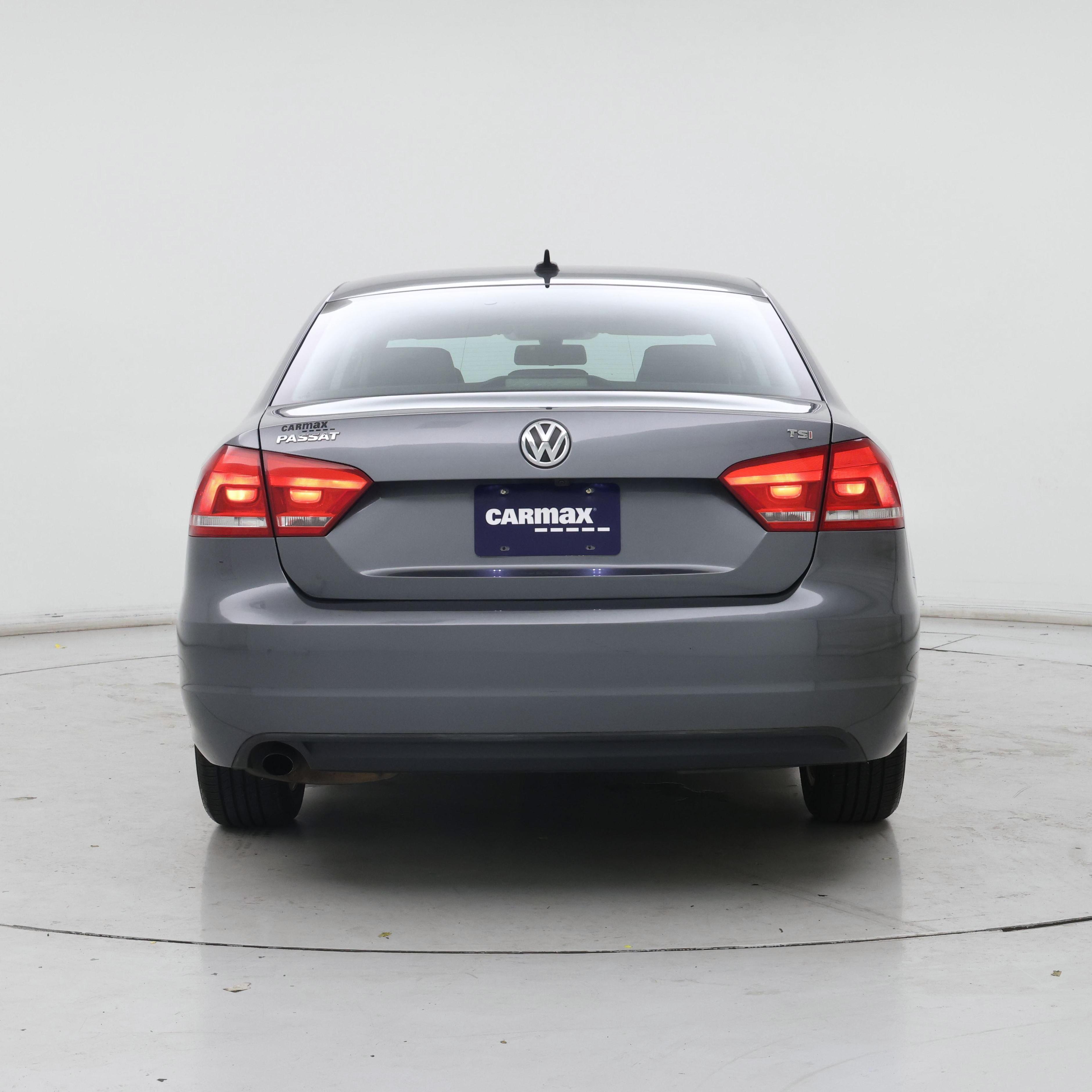 Thumbnail: 2015 Volkswagen Passat - 6