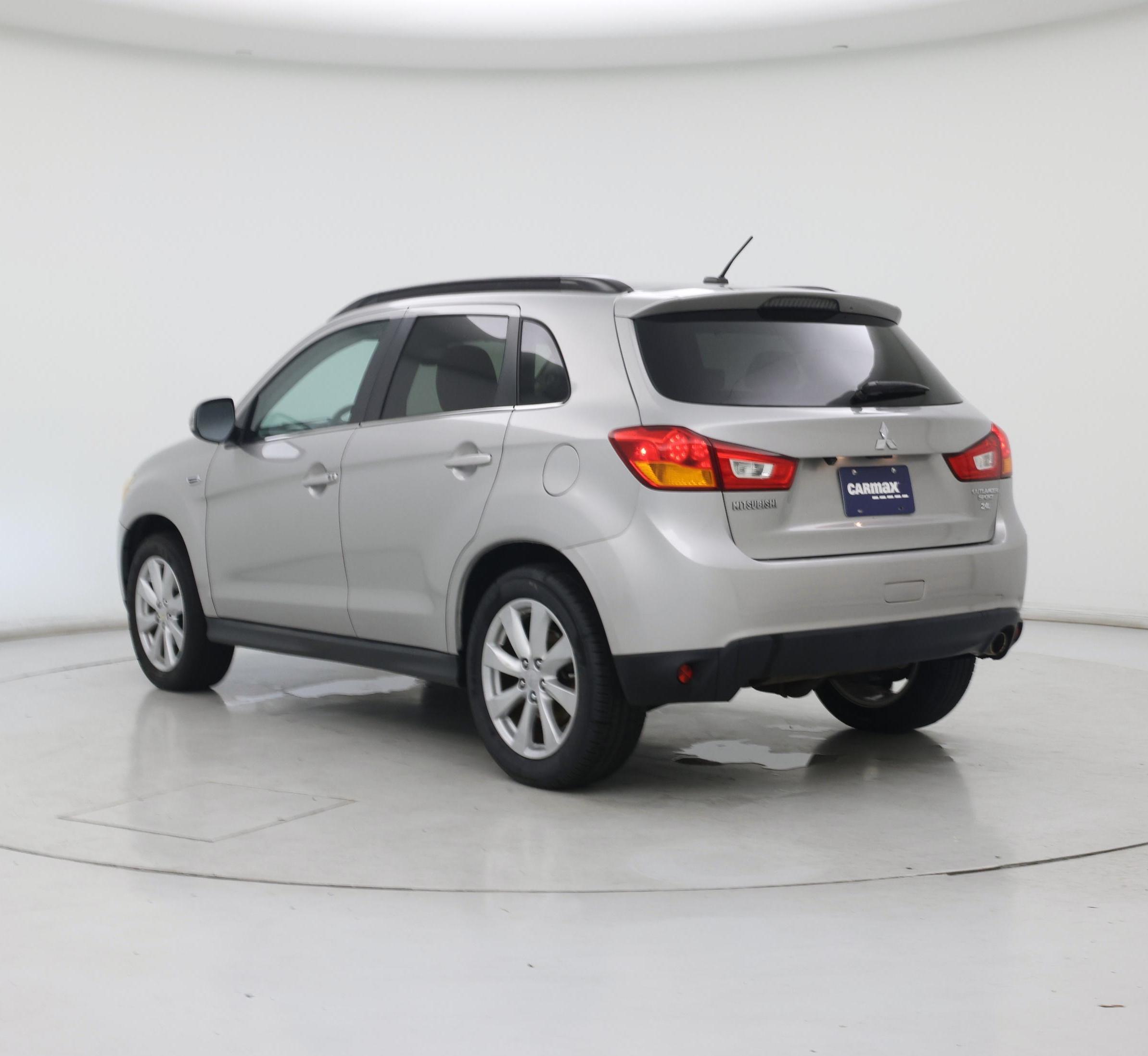 Thumbnail: 2015 Mitsubishi Outlander Sport - 2