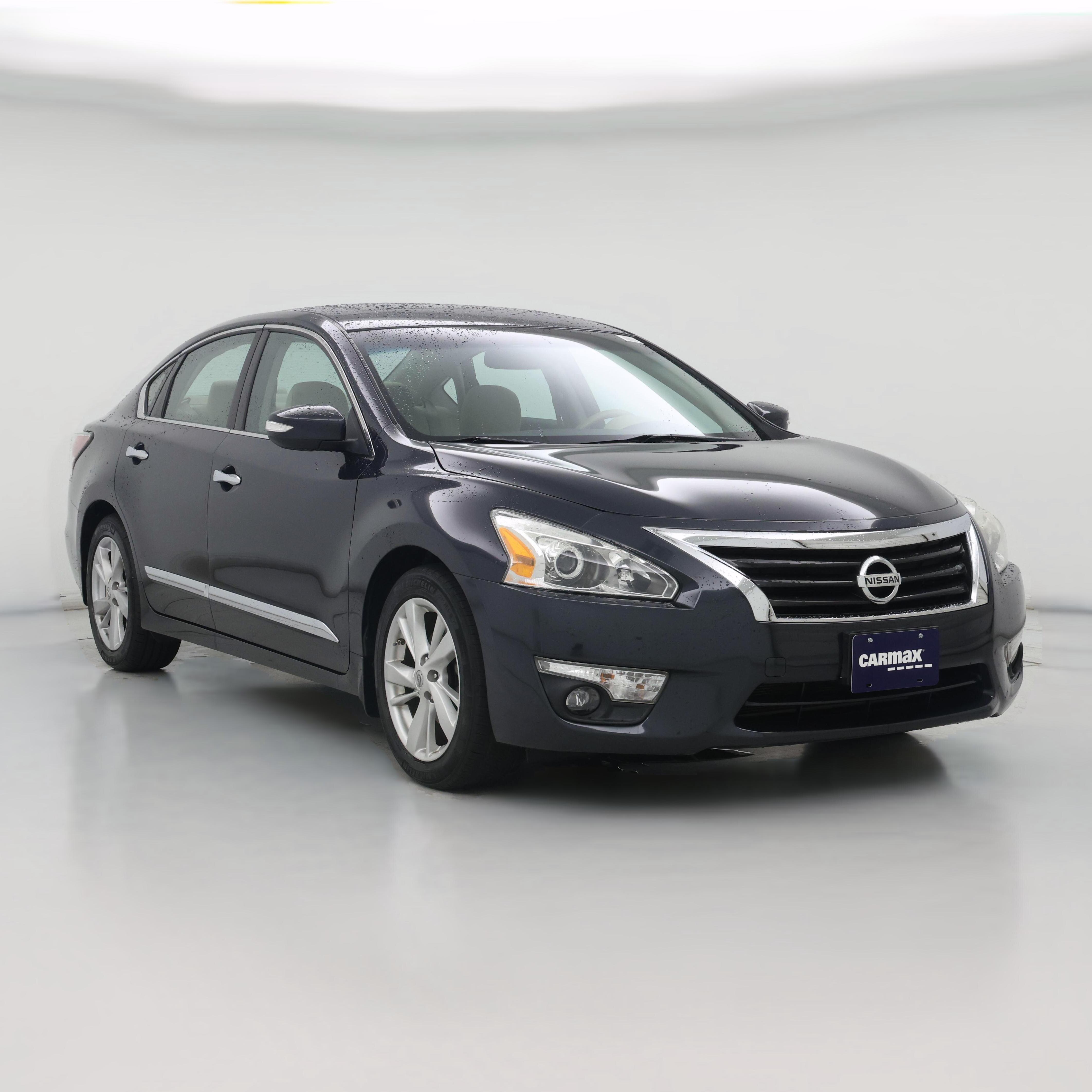 Thumbnail: 2015 Nissan Altima - 1