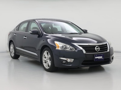 Blue 2015 Nissan Altima SV