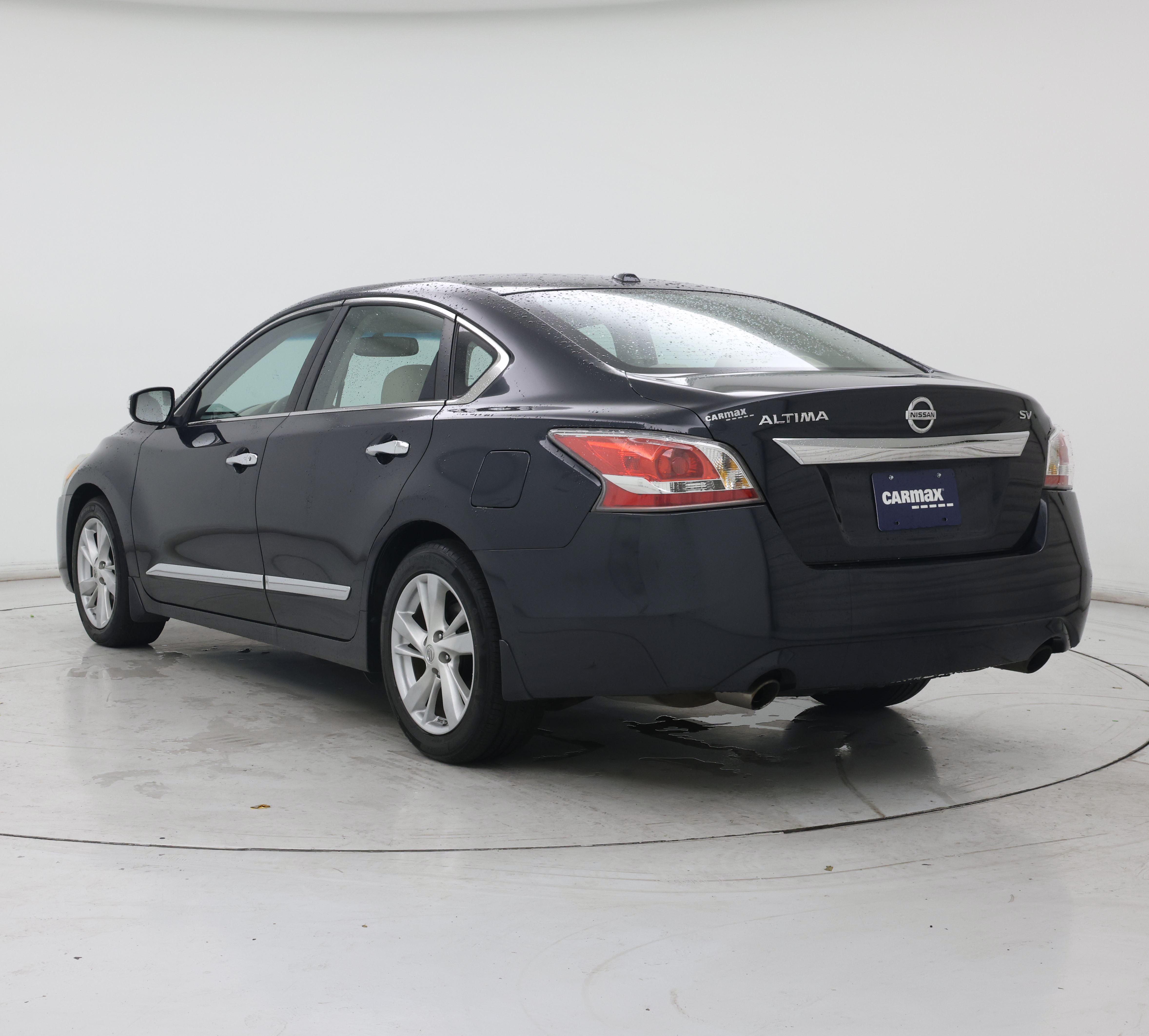 Thumbnail: 2015 Nissan Altima - 2