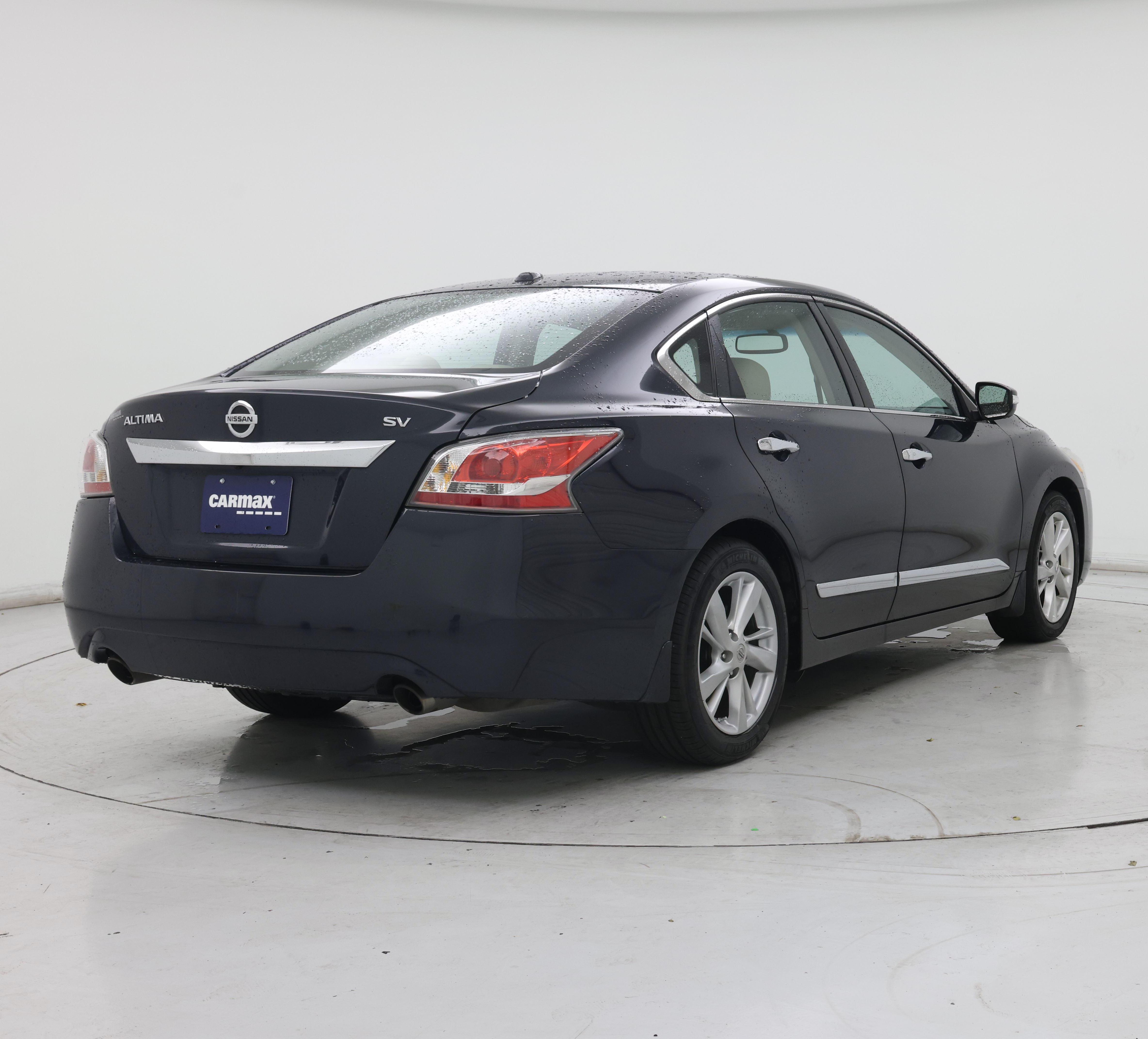 Thumbnail: 2015 Nissan Altima - 8