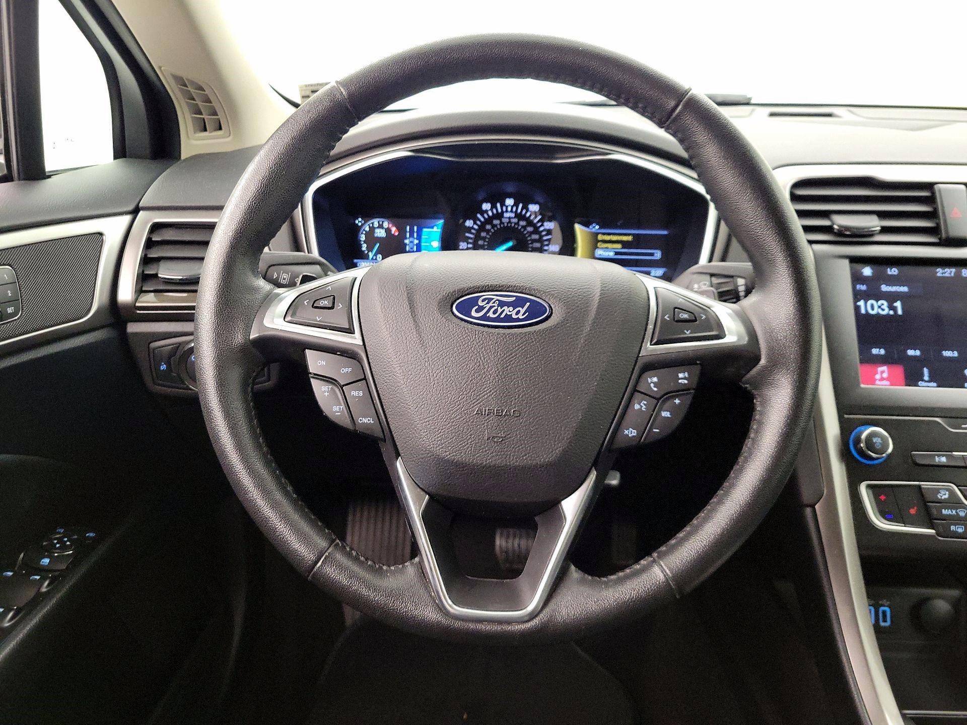 Thumbnail: 2019 Ford Fusion - 10
