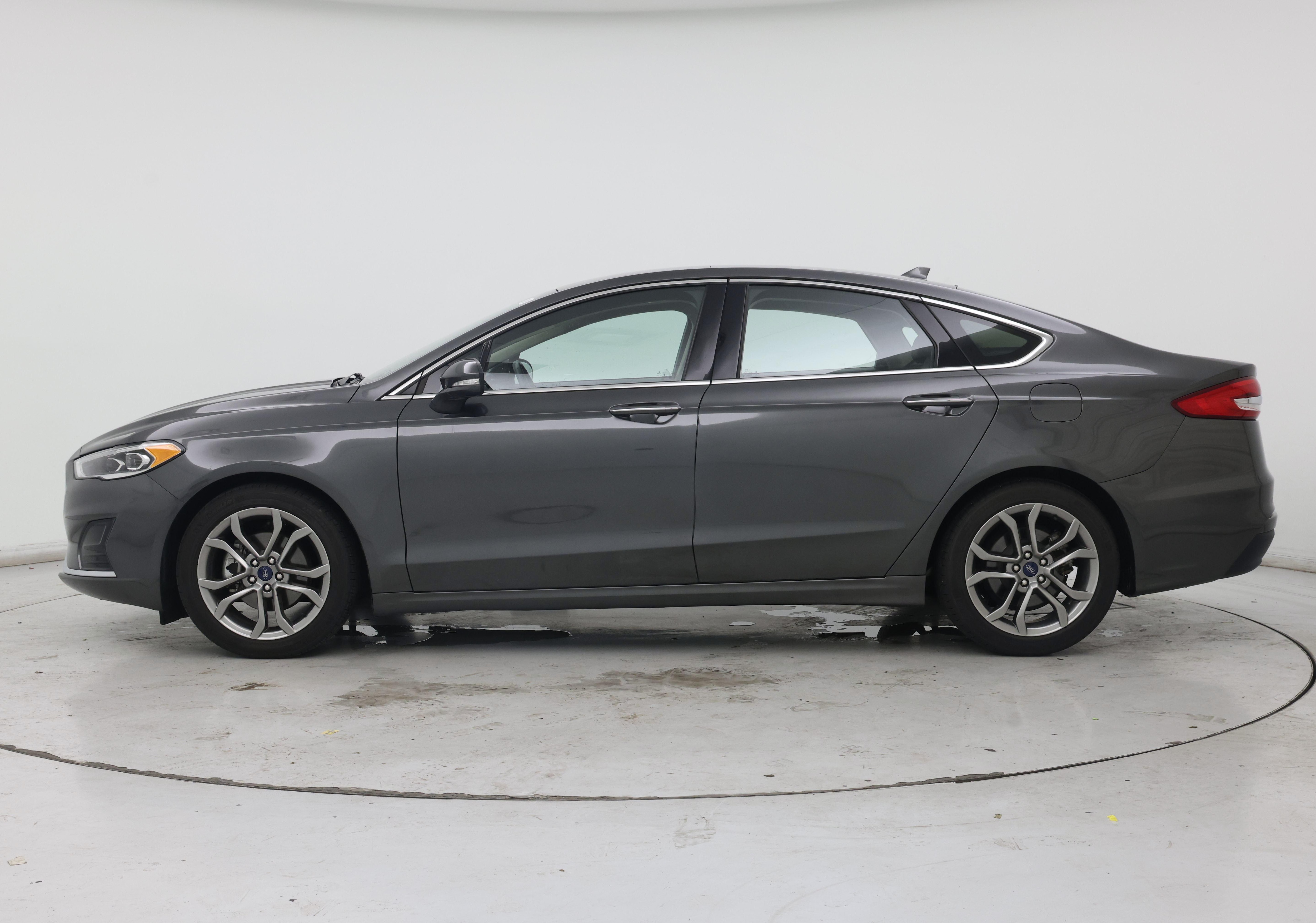 Thumbnail: 2019 Ford Fusion - 3