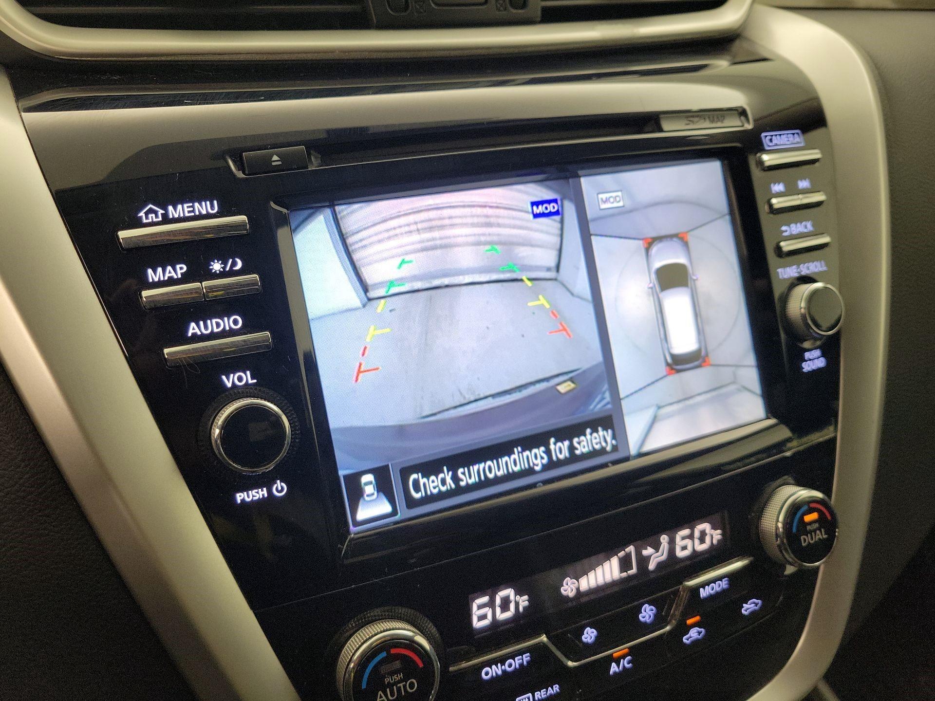 Thumbnail: 2016 Nissan Murano - 15