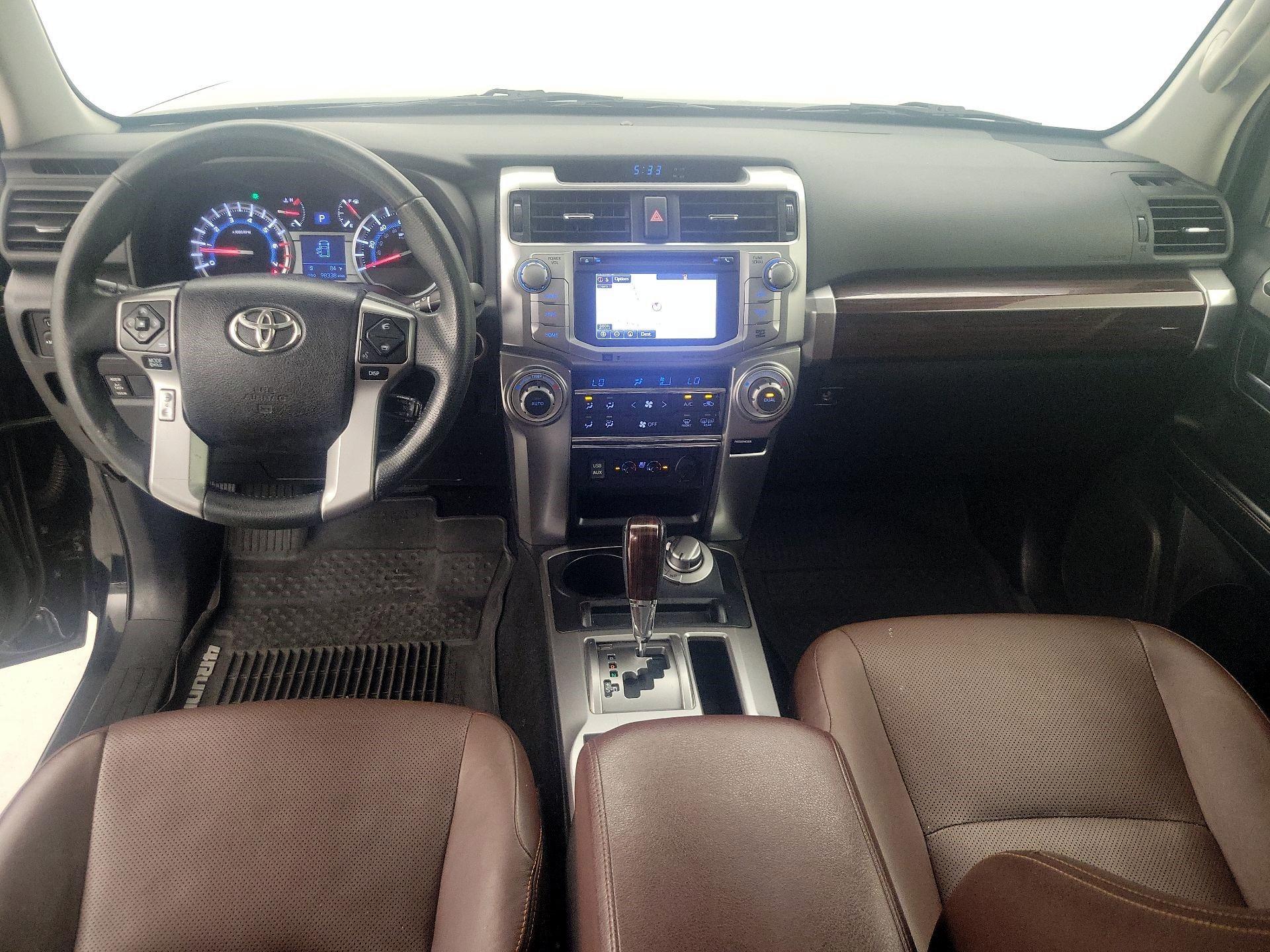 Thumbnail: 2016 Toyota 4Runner - 9