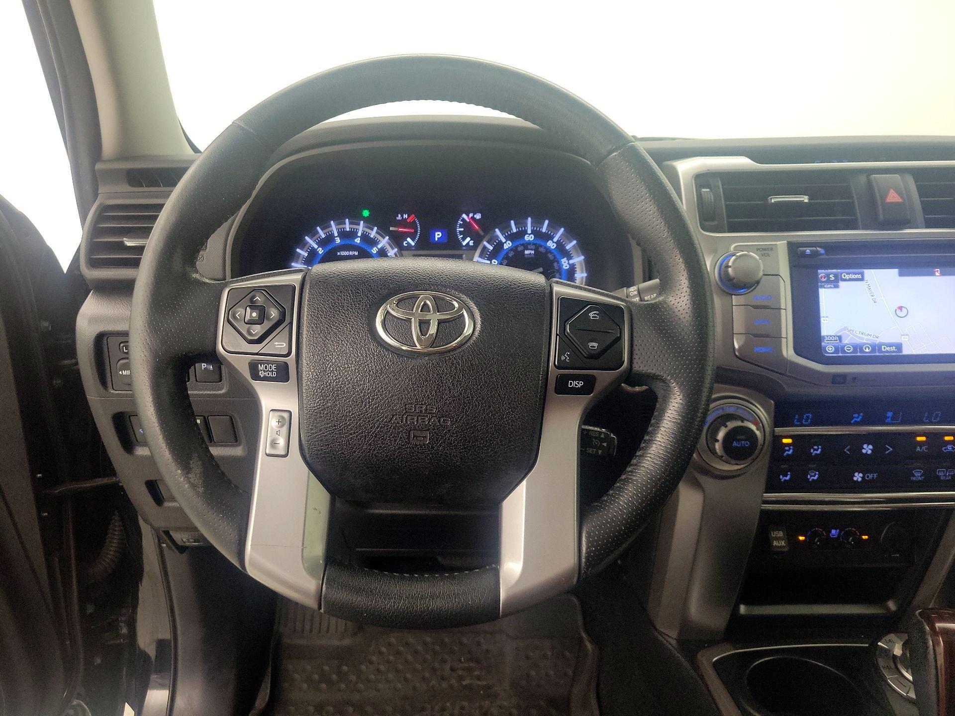 Thumbnail: 2016 Toyota 4Runner - 10