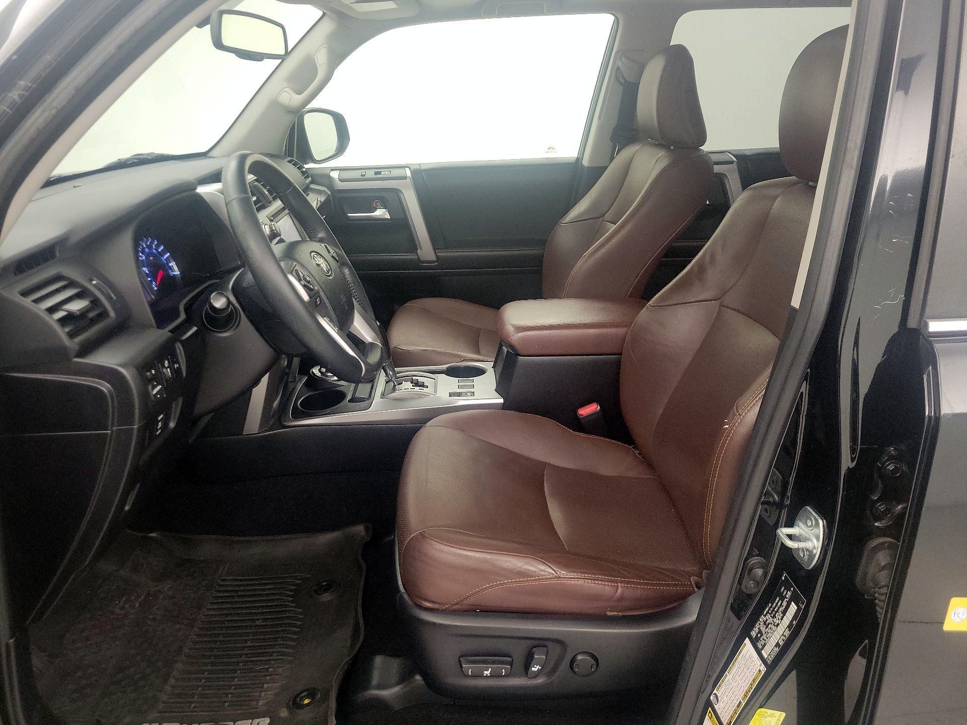 Thumbnail: 2016 Toyota 4Runner - 11