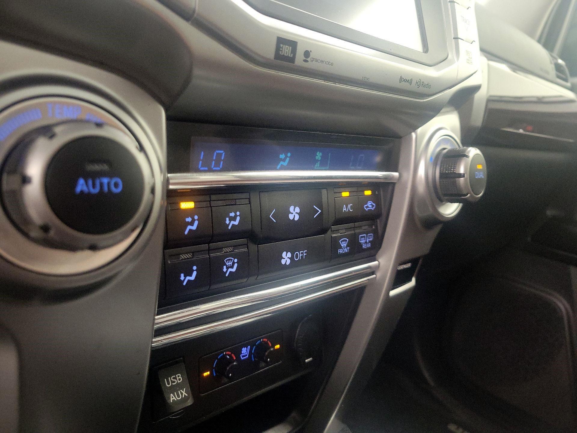 Thumbnail: 2016 Toyota 4Runner - 17