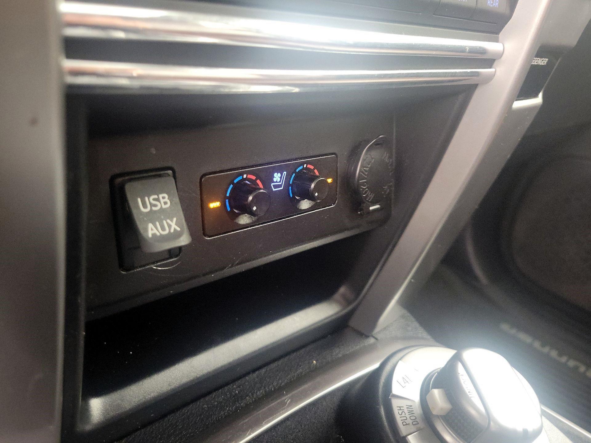 Thumbnail: 2016 Toyota 4Runner - 19
