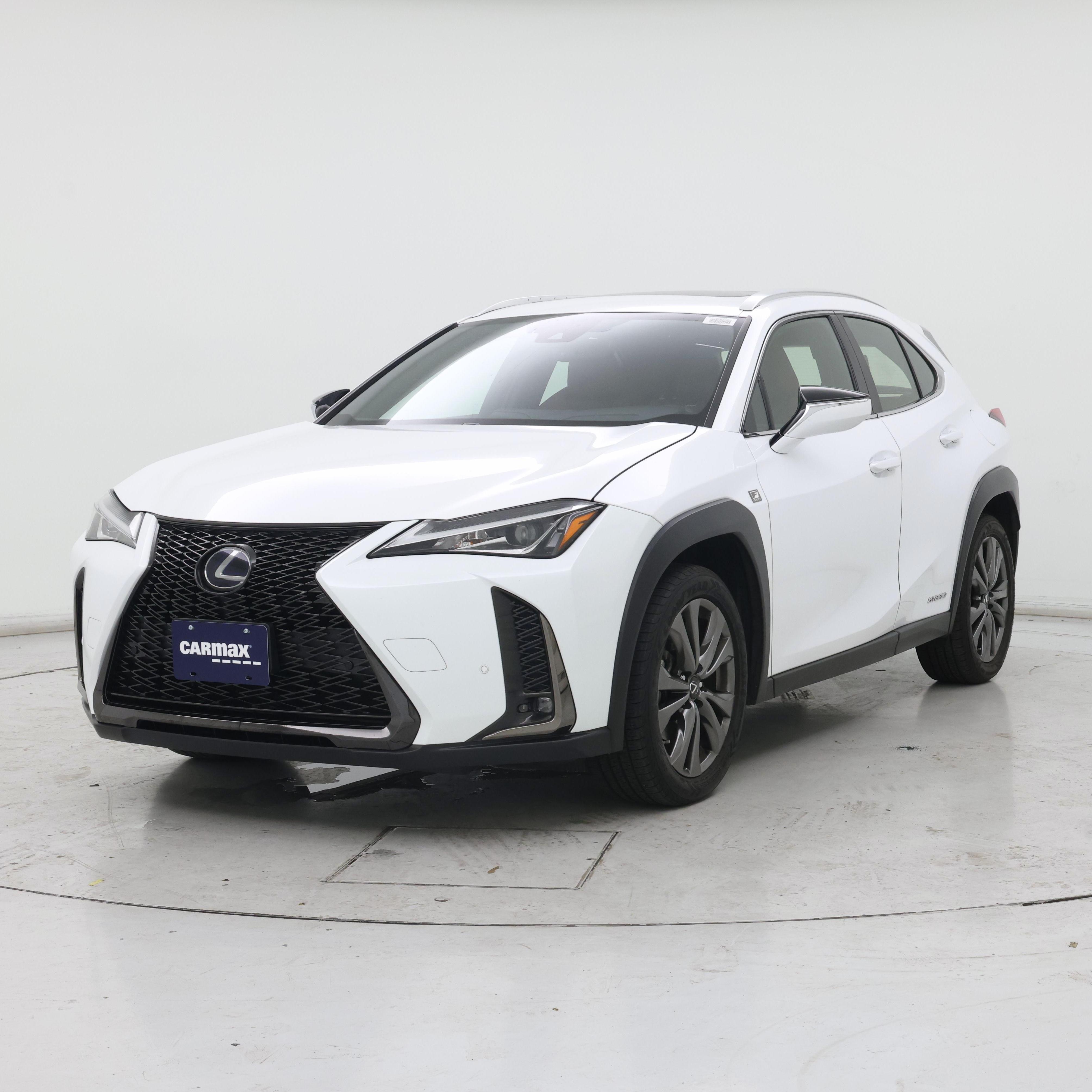 Thumbnail: 2020 Lexus UX - 4