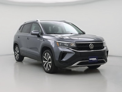 Silver 2022 Volkswagen Taos SE