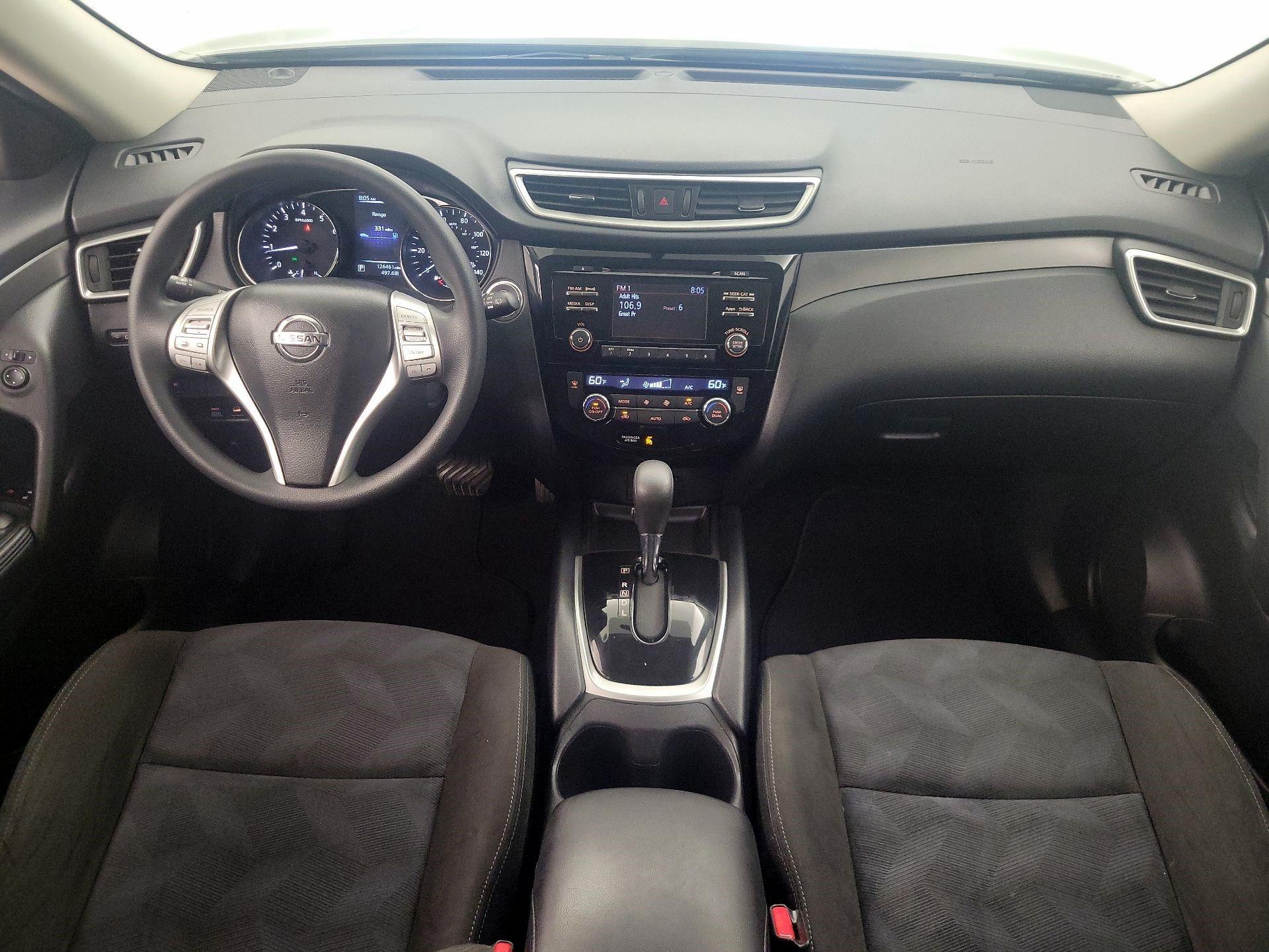 Thumbnail: 2015 Nissan Rogue - 9