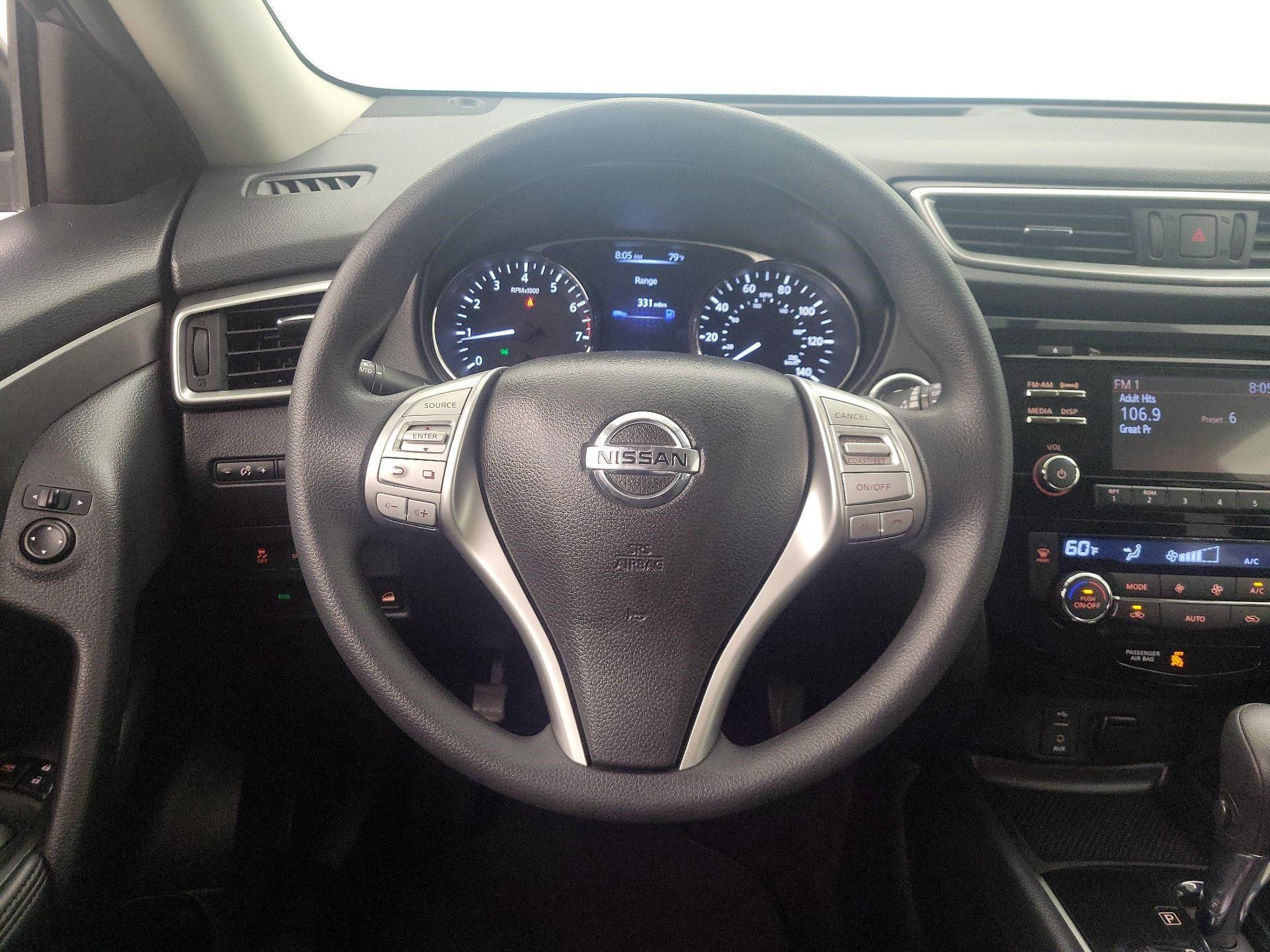 Thumbnail: 2015 Nissan Rogue - 10