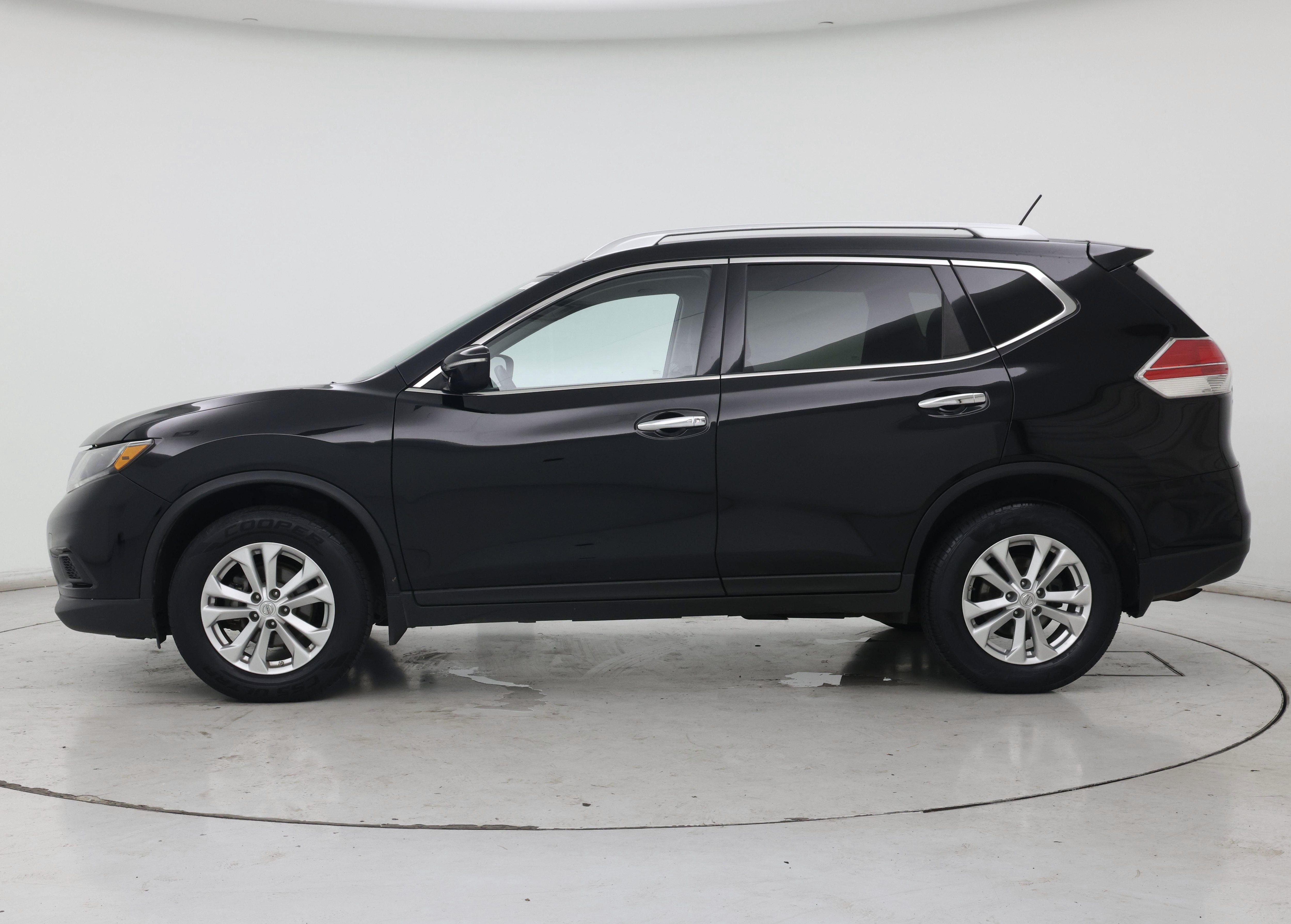 Thumbnail: 2015 Nissan Rogue - 3