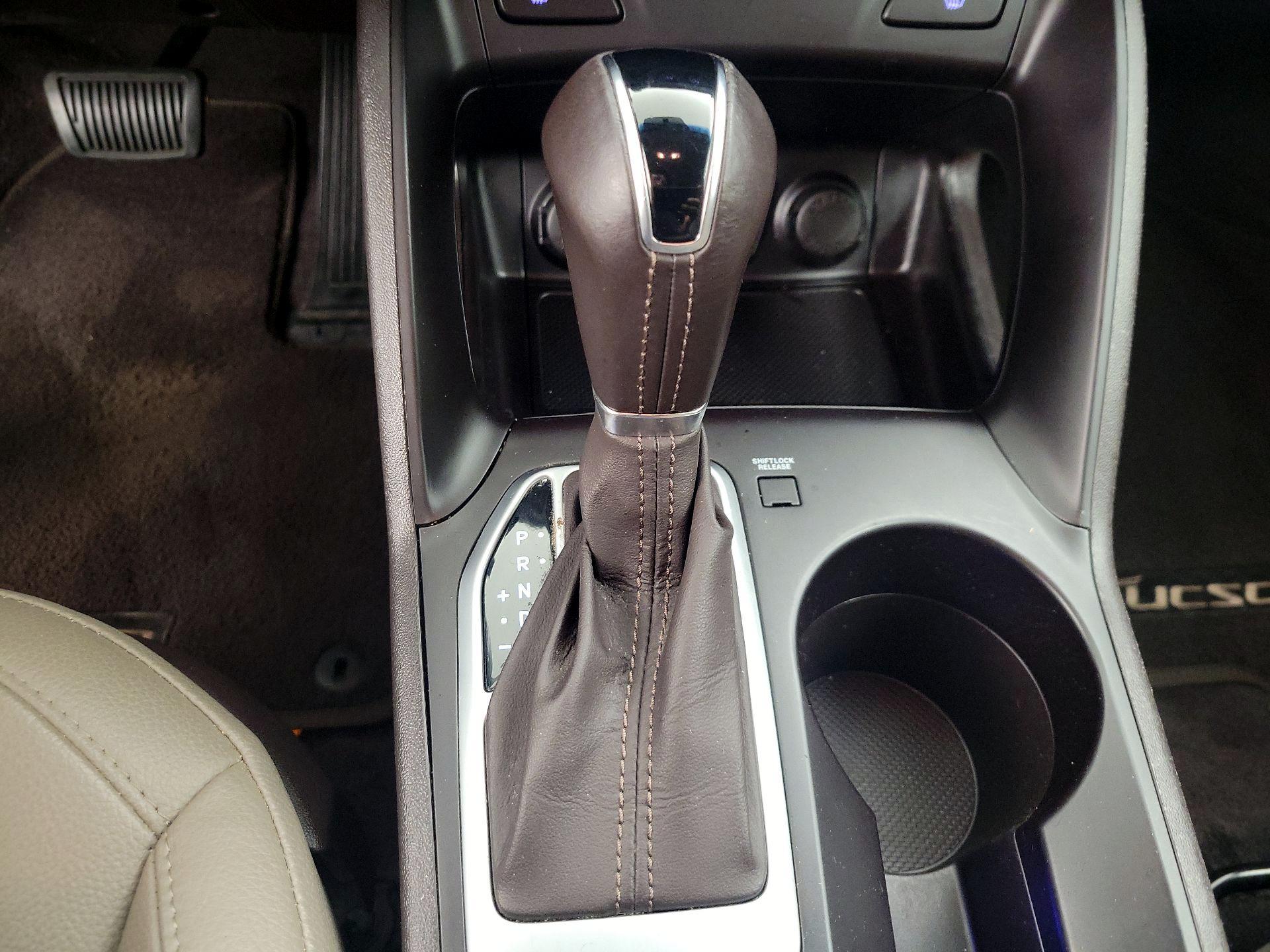 Thumbnail: 2014 Hyundai Tucson - 17