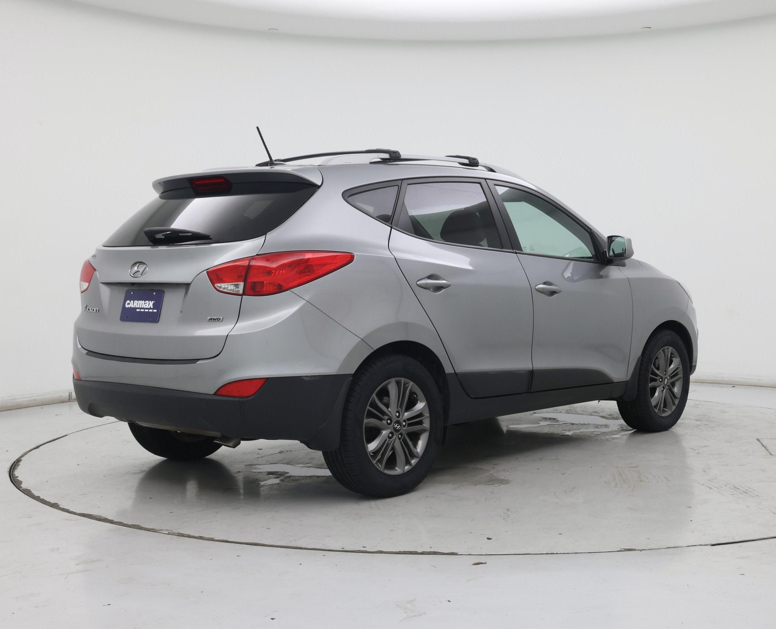 Thumbnail: 2014 Hyundai Tucson - 8