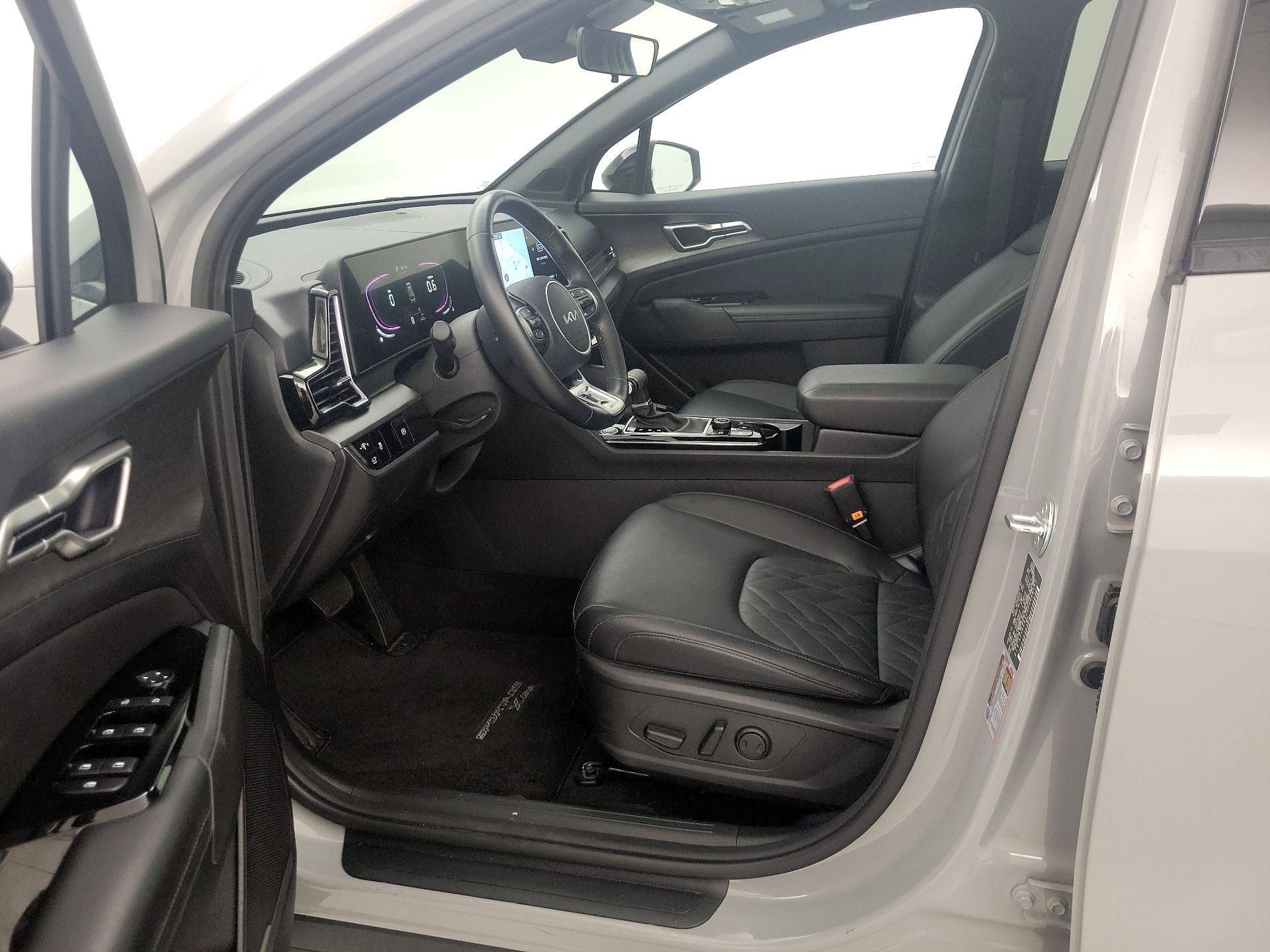 Thumbnail: 2023 Kia Sportage - 11