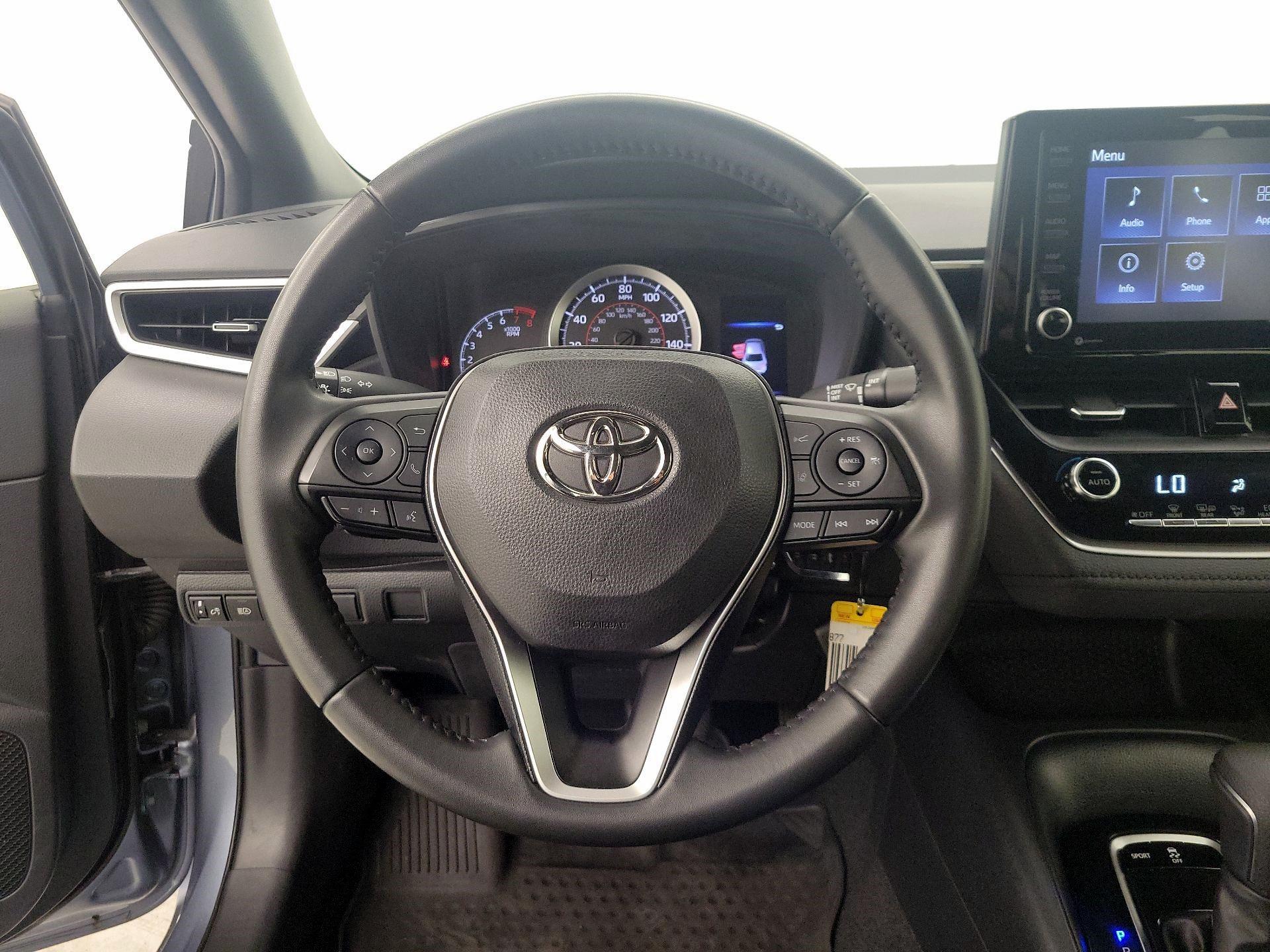 Thumbnail: 2022 Toyota Corolla - 10