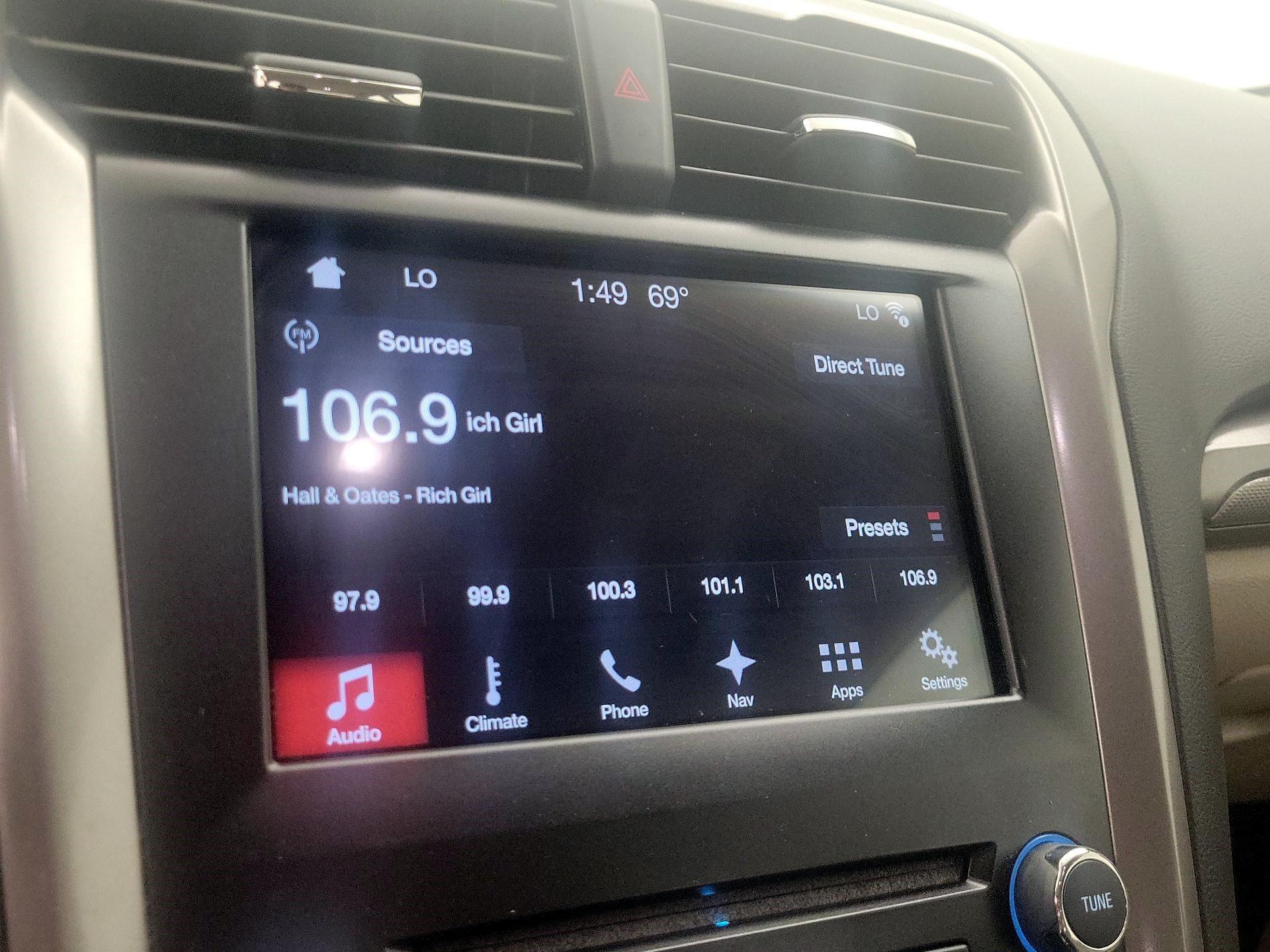 Thumbnail: 2018 Ford Fusion - 16