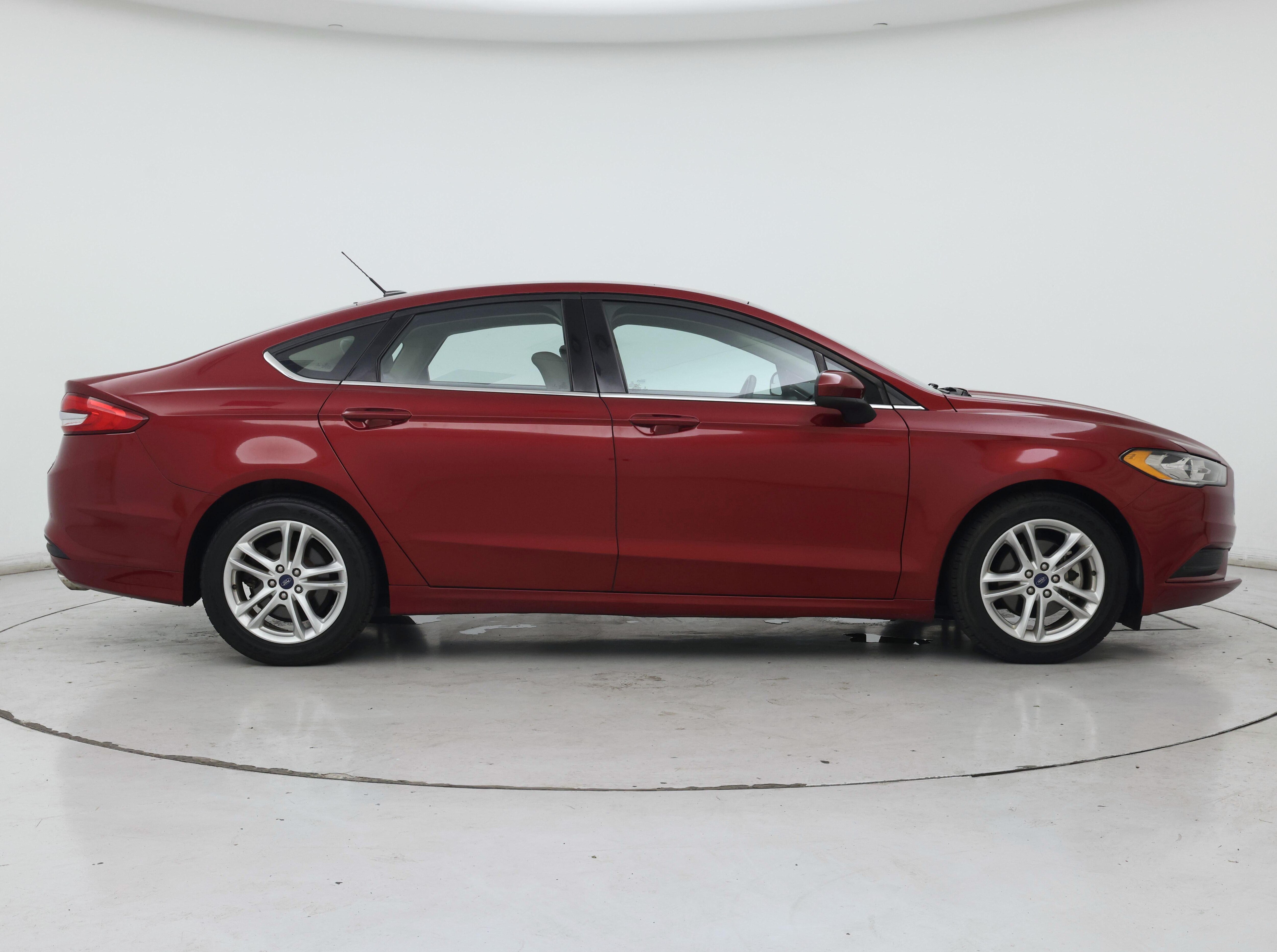 Thumbnail: 2018 Ford Fusion - 7