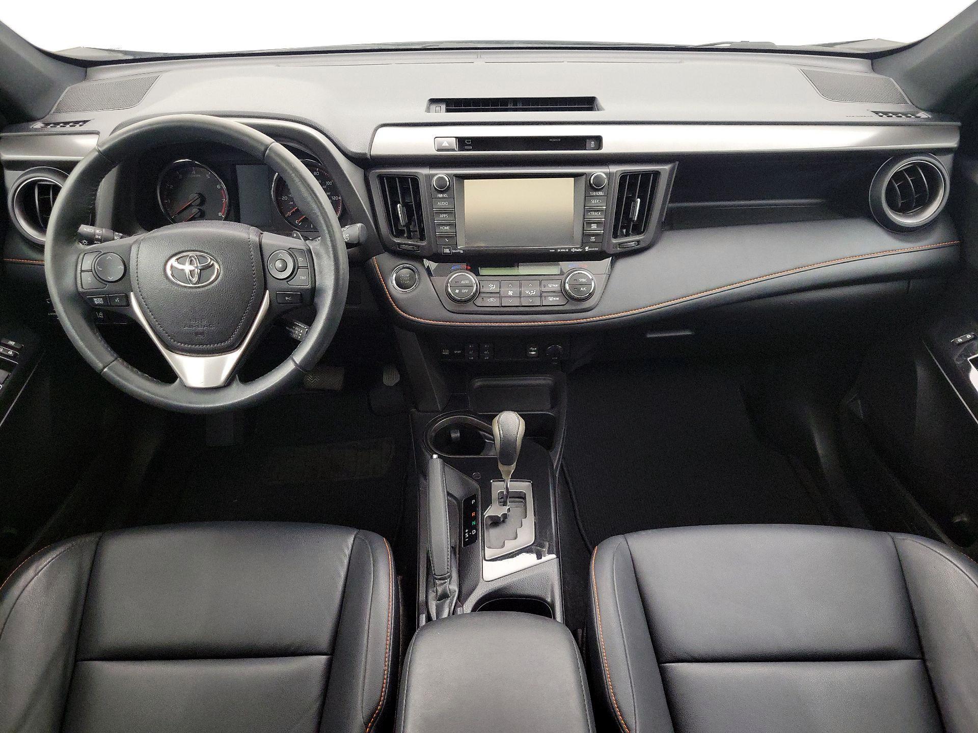 Thumbnail: 2016 Toyota RAV4 - 9