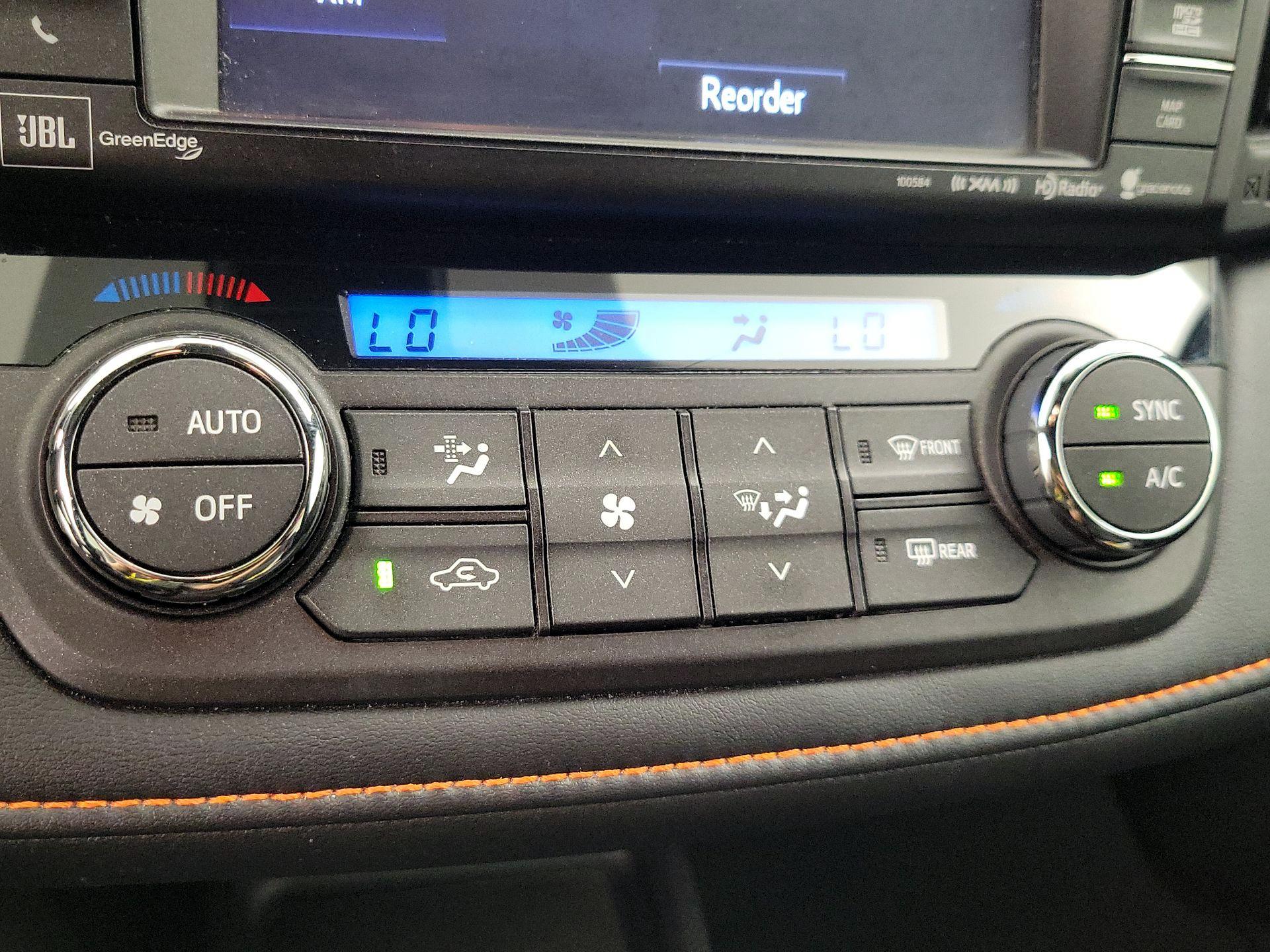 Thumbnail: 2016 Toyota RAV4 - 16