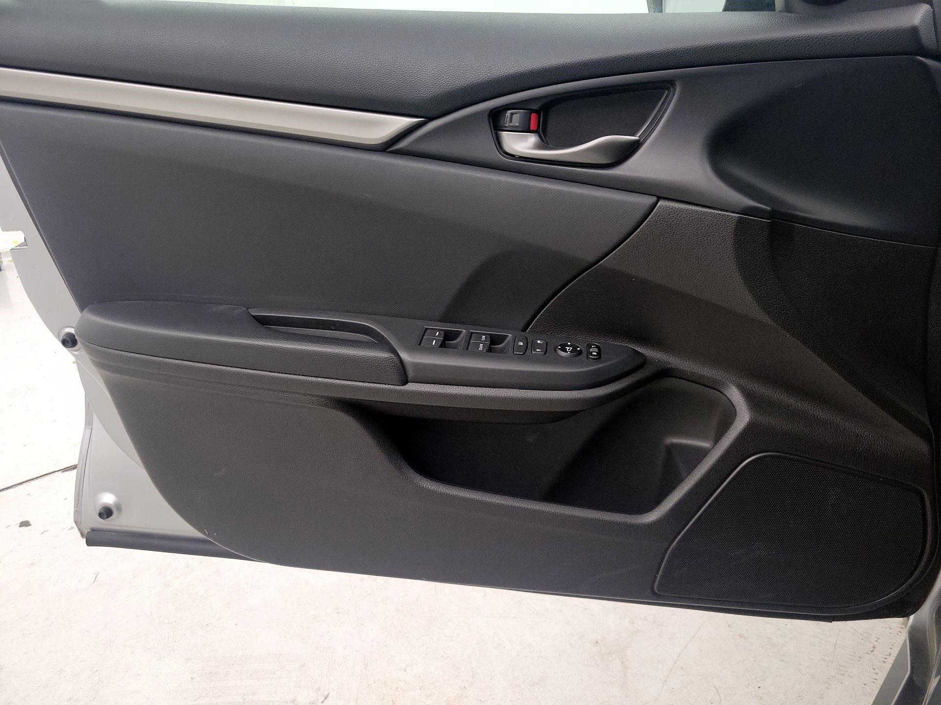 Thumbnail: 2020 Honda Civic - 12