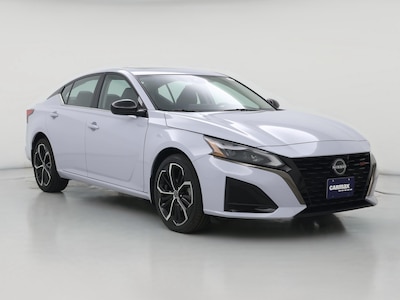 Gray 2023 Nissan Altima SR