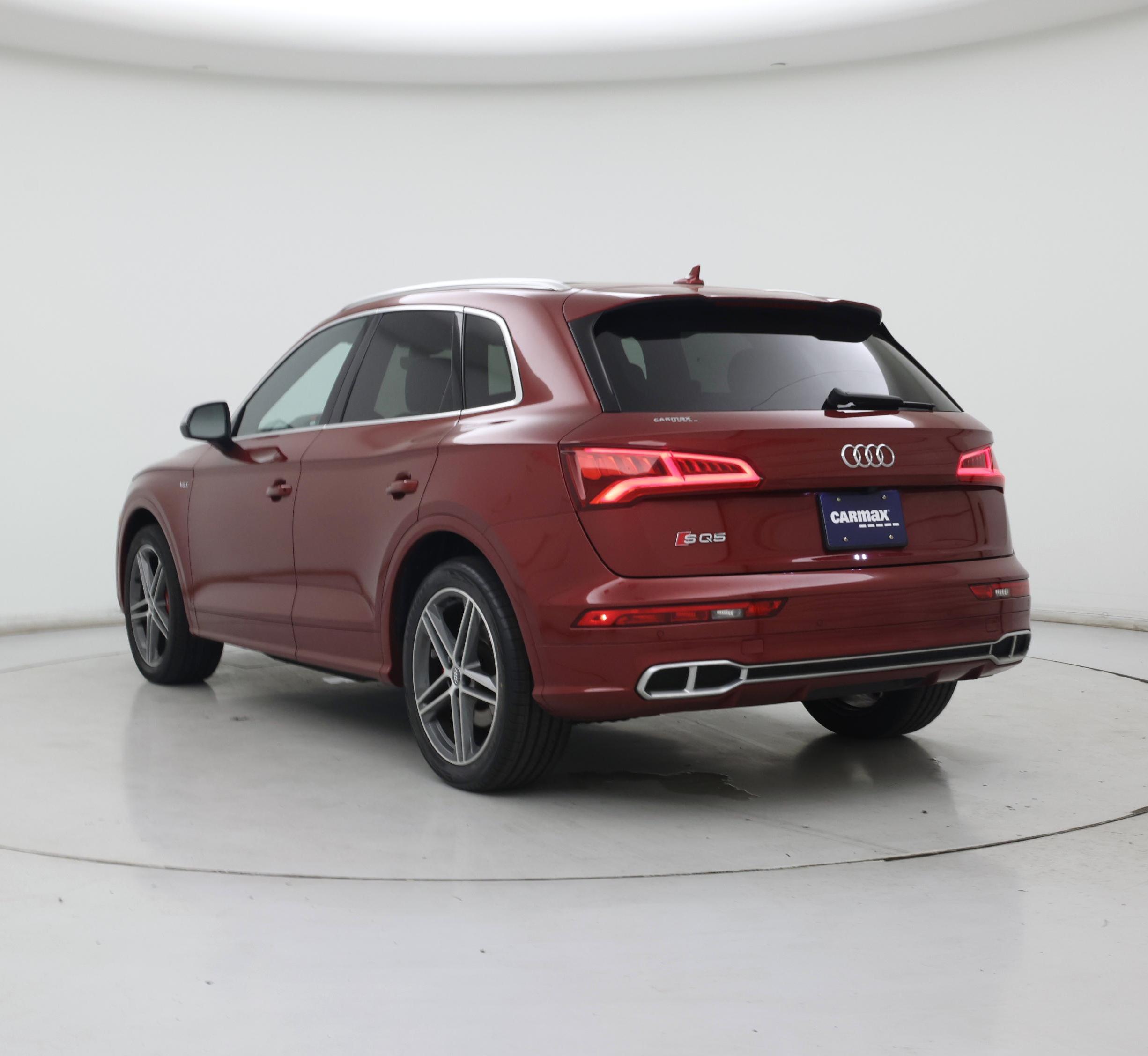 Thumbnail: 2018 Audi SQ5 - 2