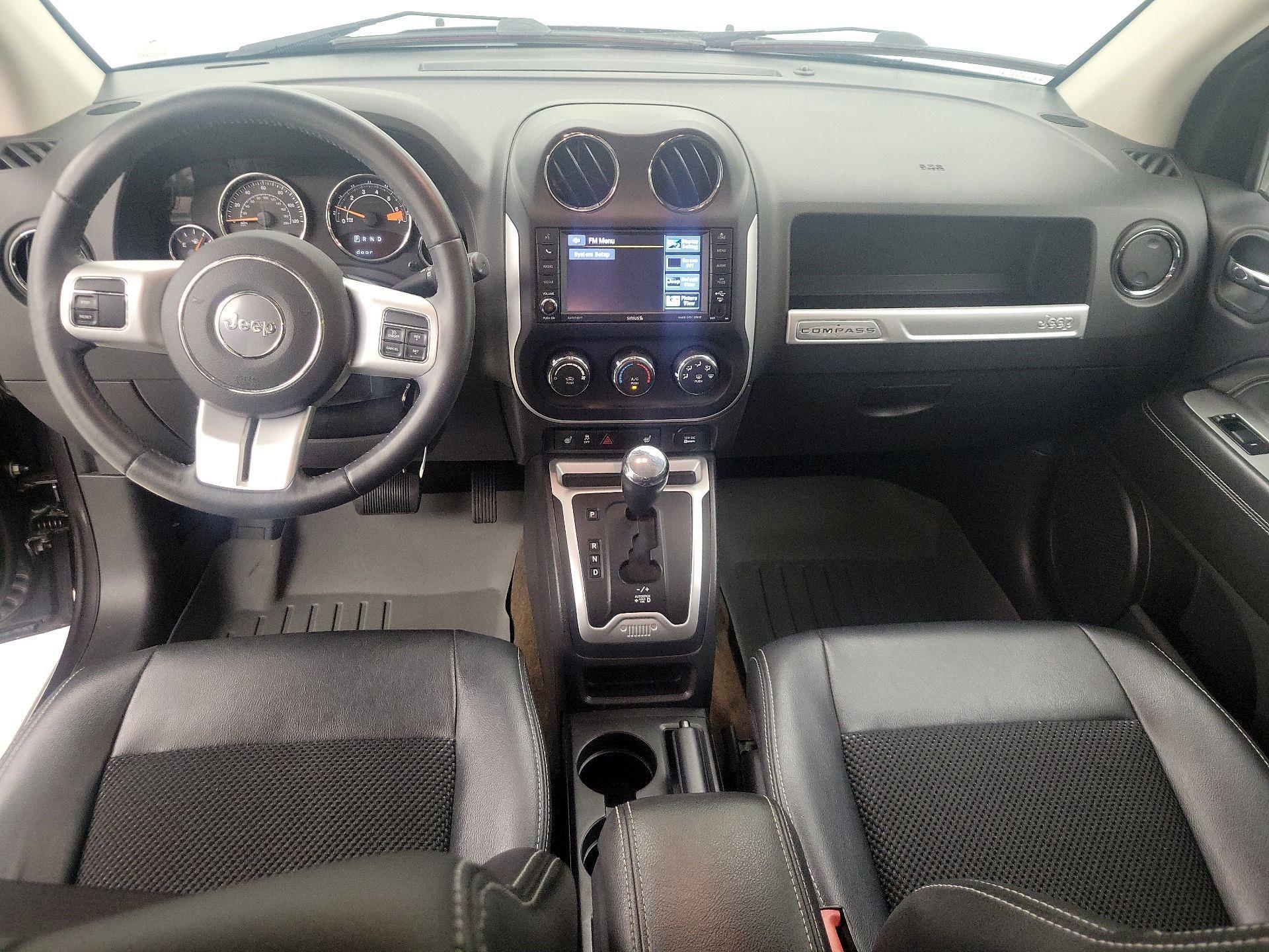 Thumbnail: 2017 Jeep Compass - 9