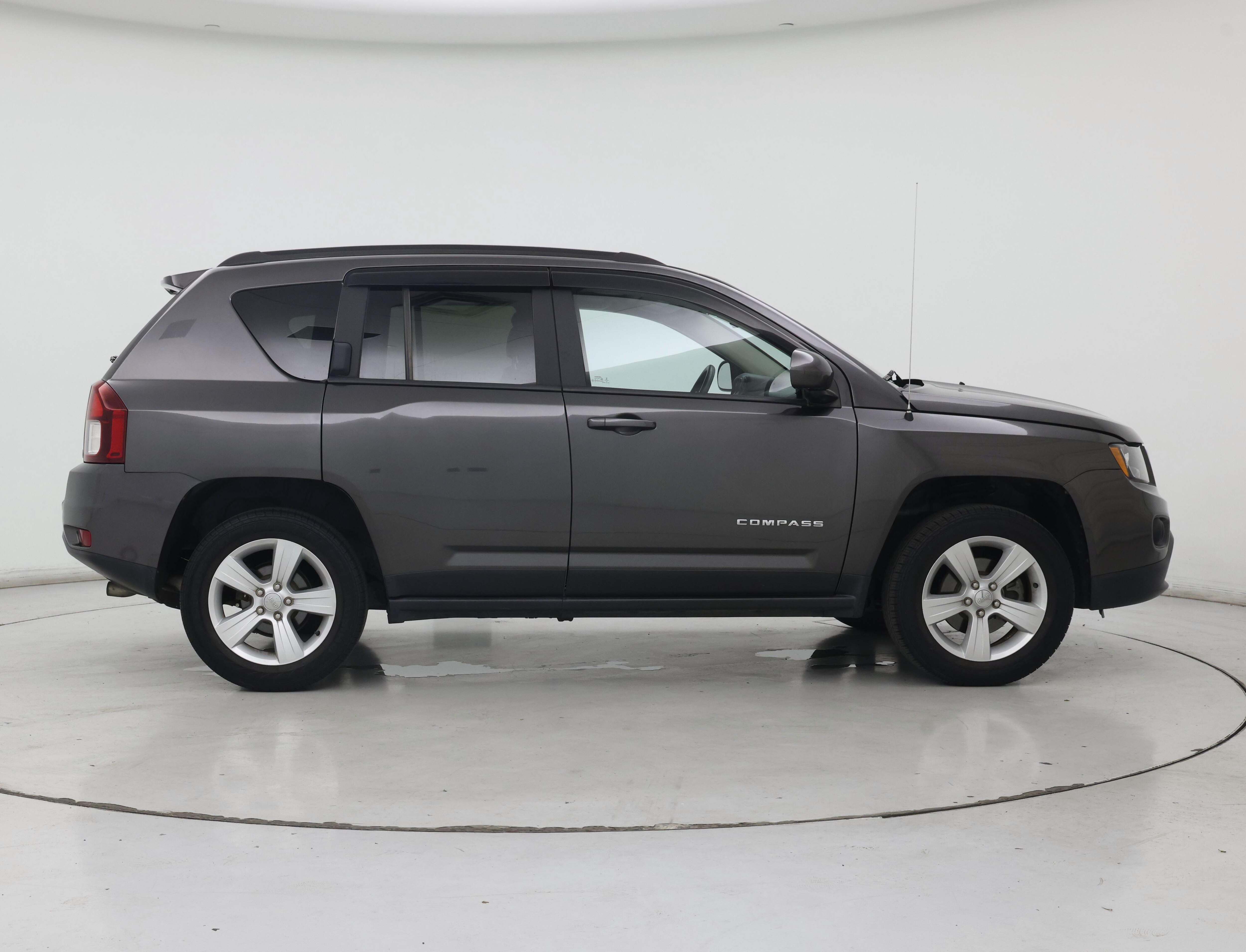Thumbnail: 2017 Jeep Compass - 7