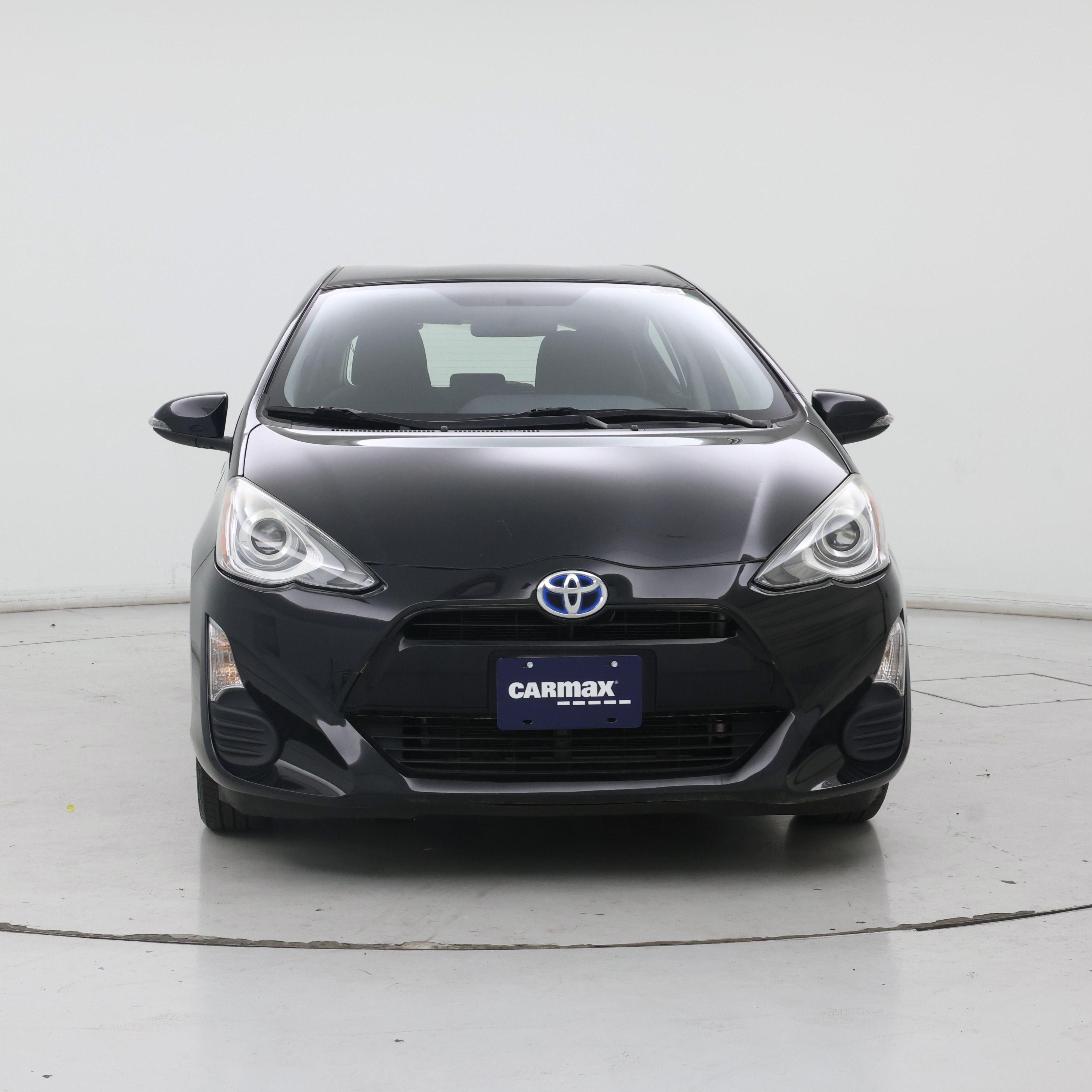 Thumbnail: 2016 Toyota Prius c - 5