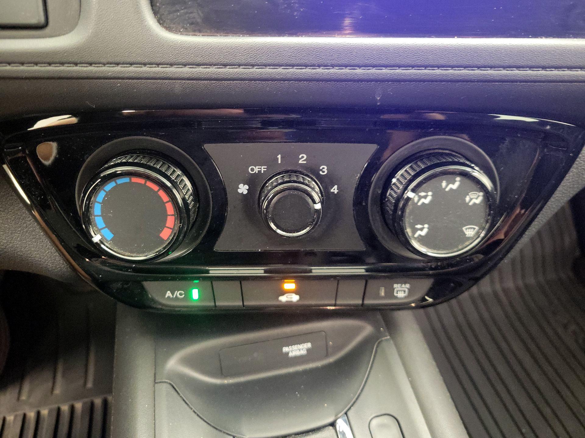 Thumbnail: 2019 Honda HR-V - 16
