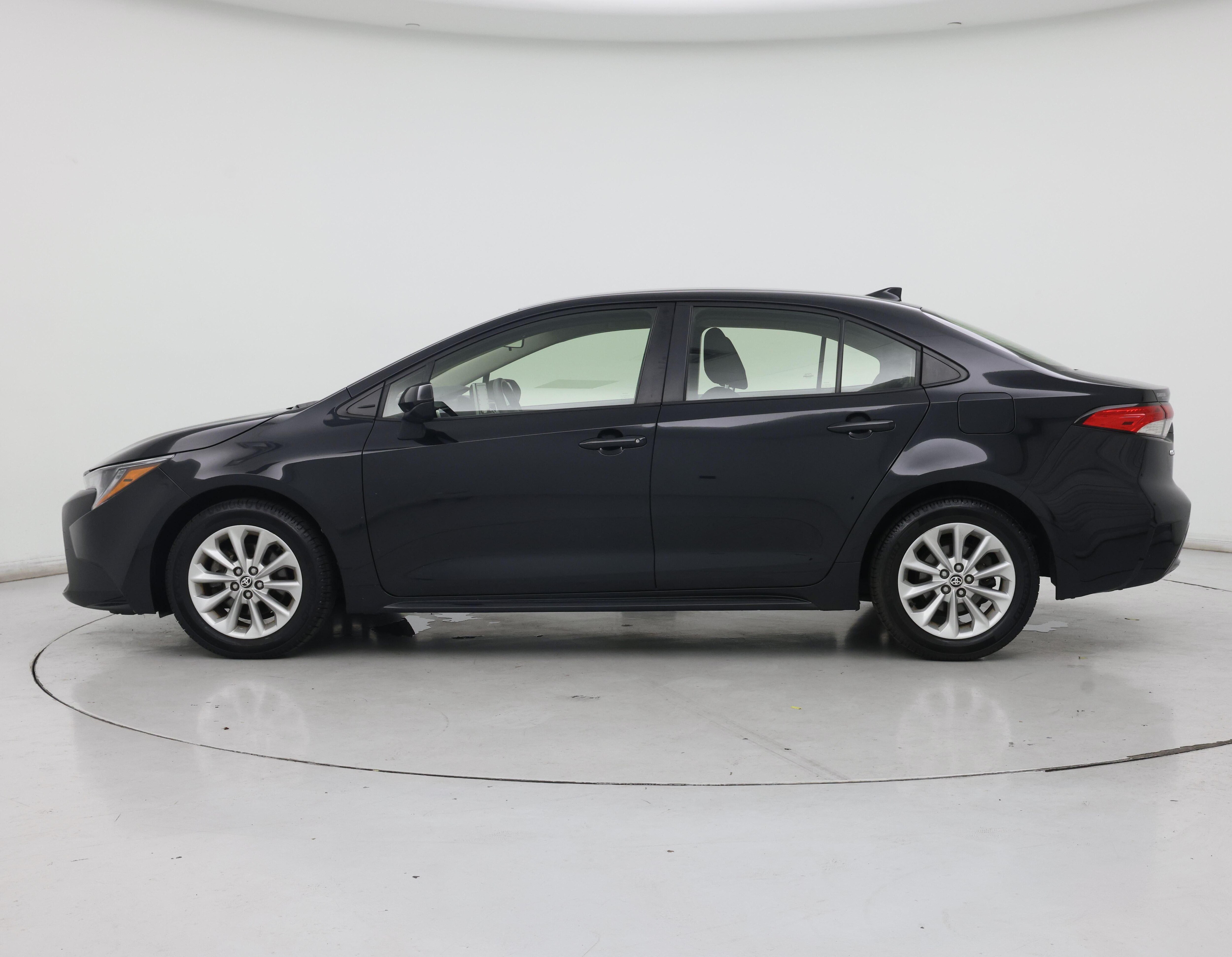 Thumbnail: 2021 Toyota Corolla - 3