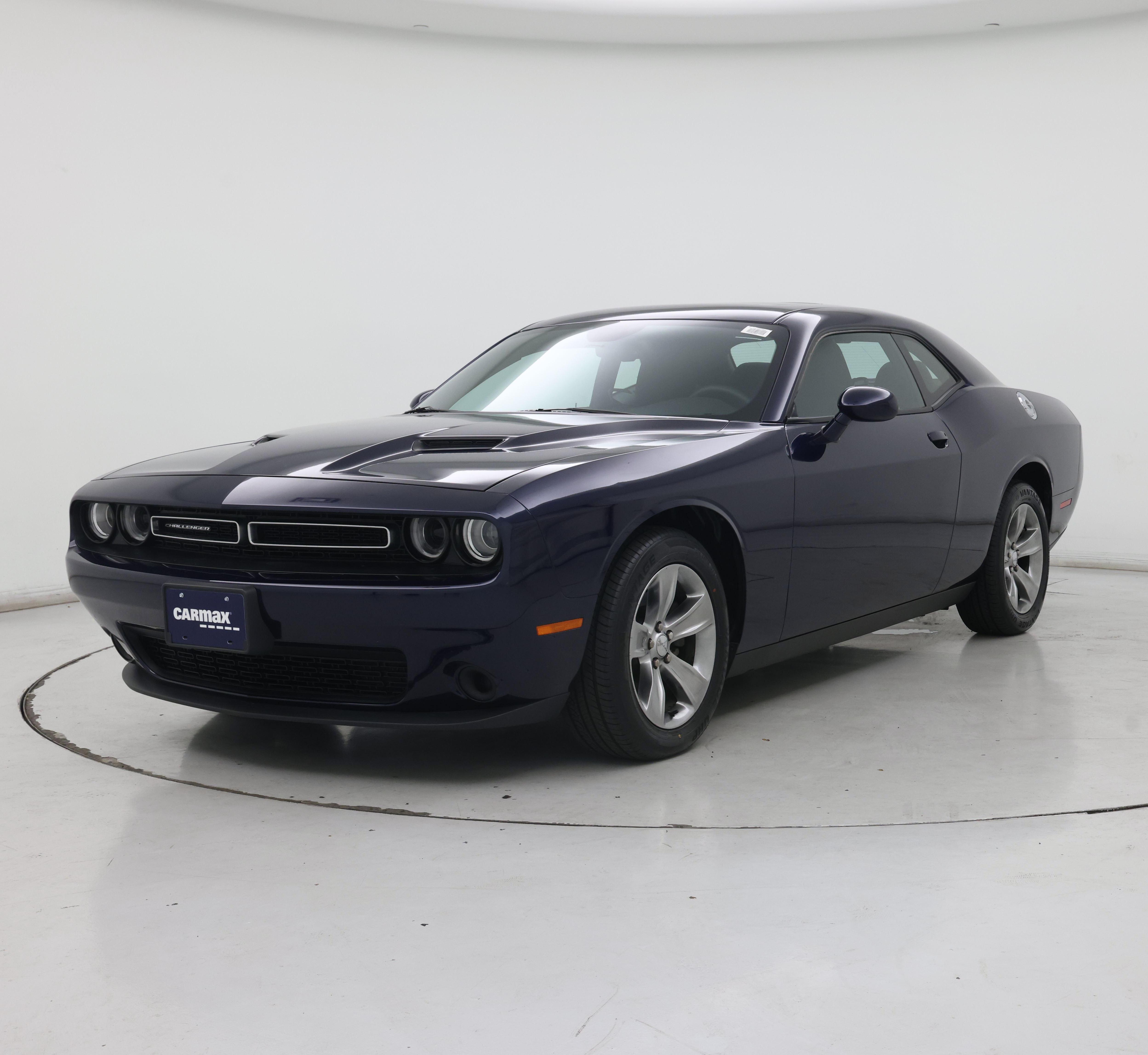 Thumbnail: 2015 Dodge Challenger - 4