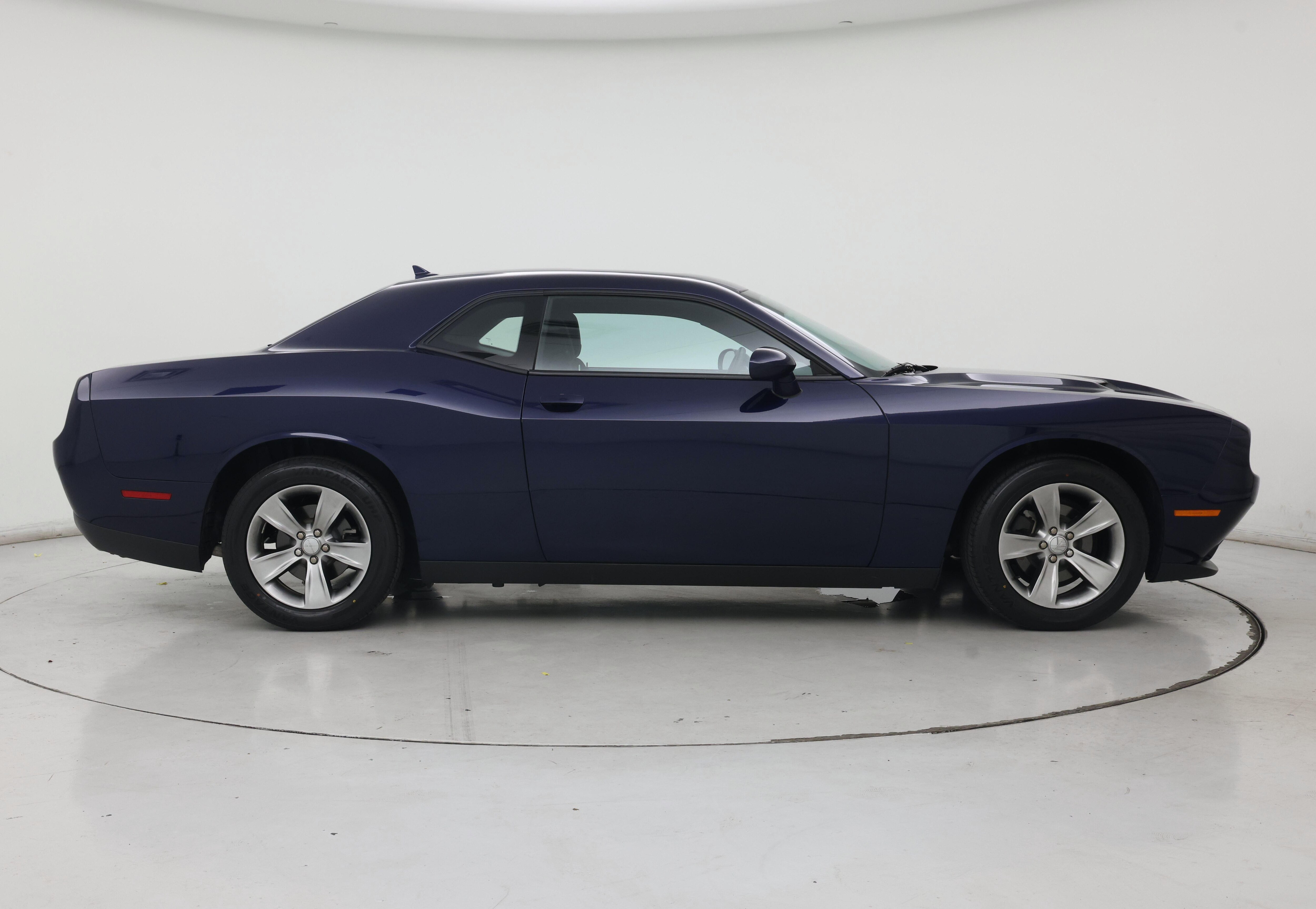 Thumbnail: 2015 Dodge Challenger - 7
