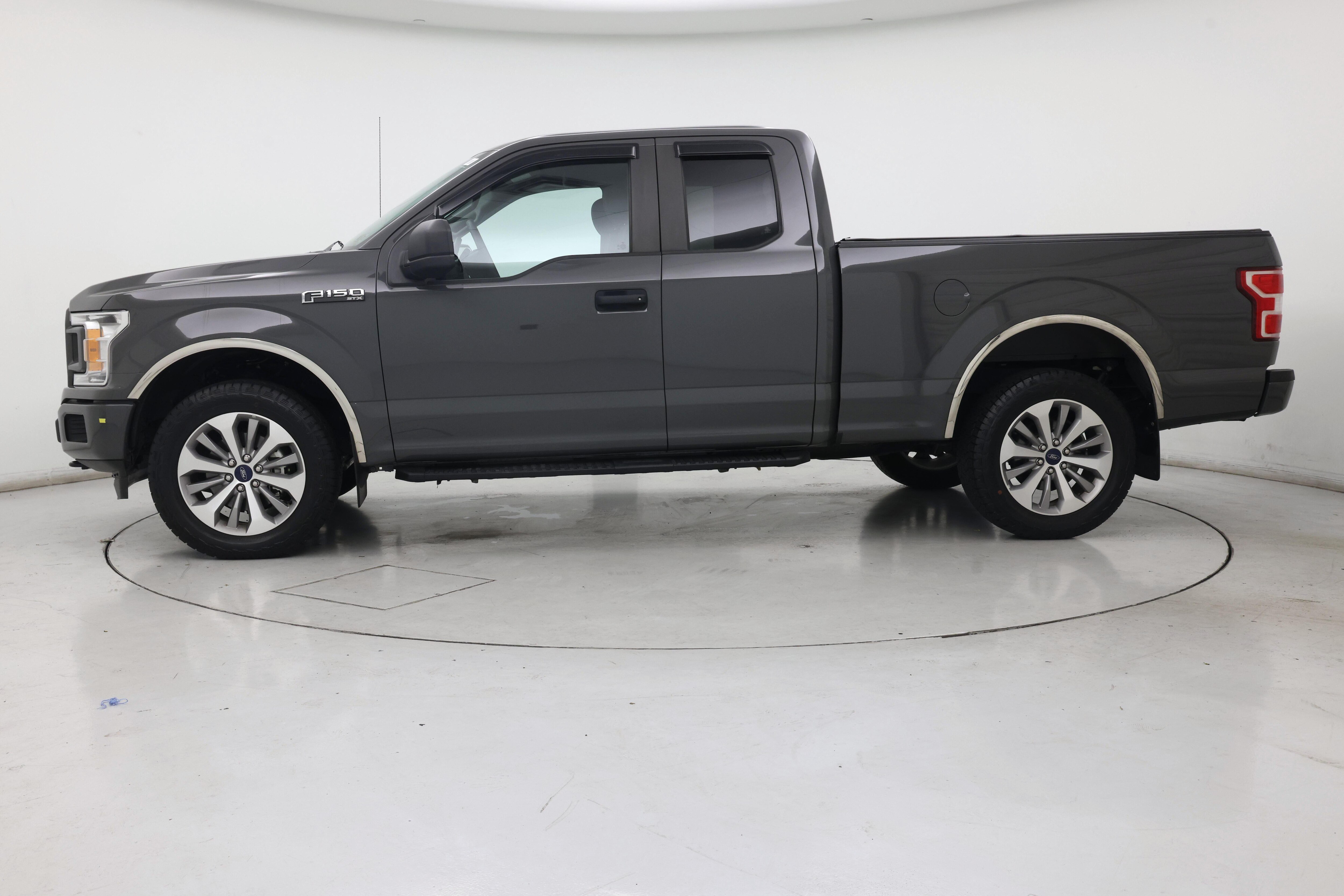 Thumbnail: 2018 Ford F-150 - 3