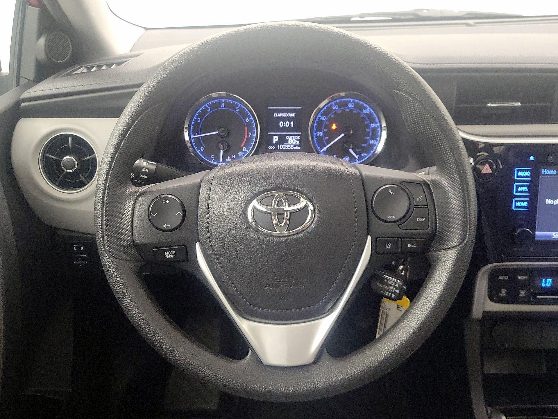 Thumbnail: 2018 Toyota Corolla - 10