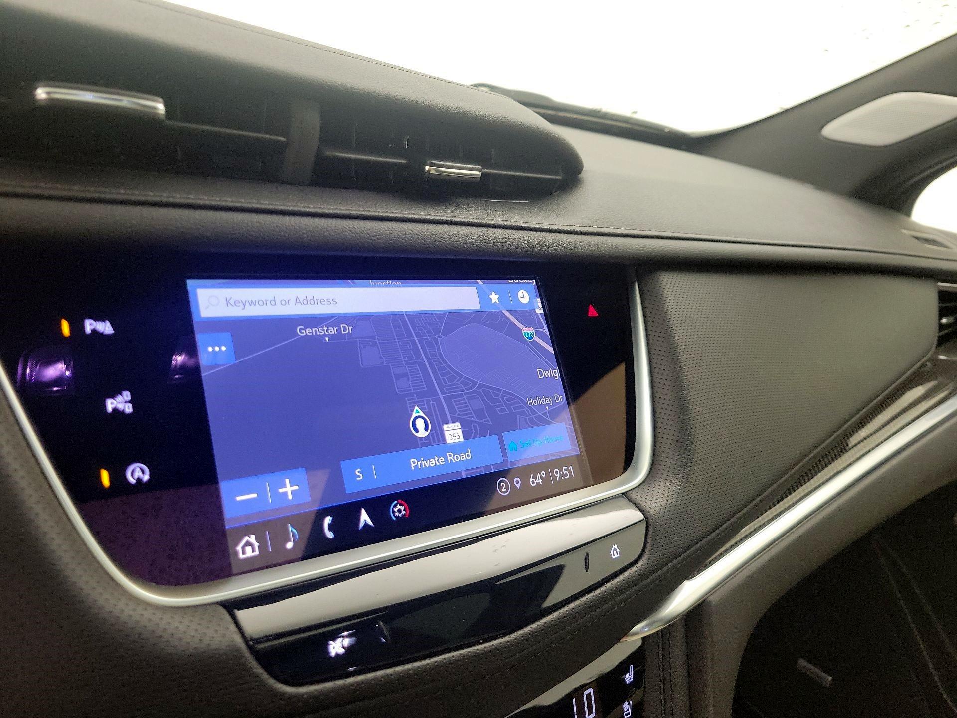 Thumbnail: 2022 Cadillac XT5 - 14