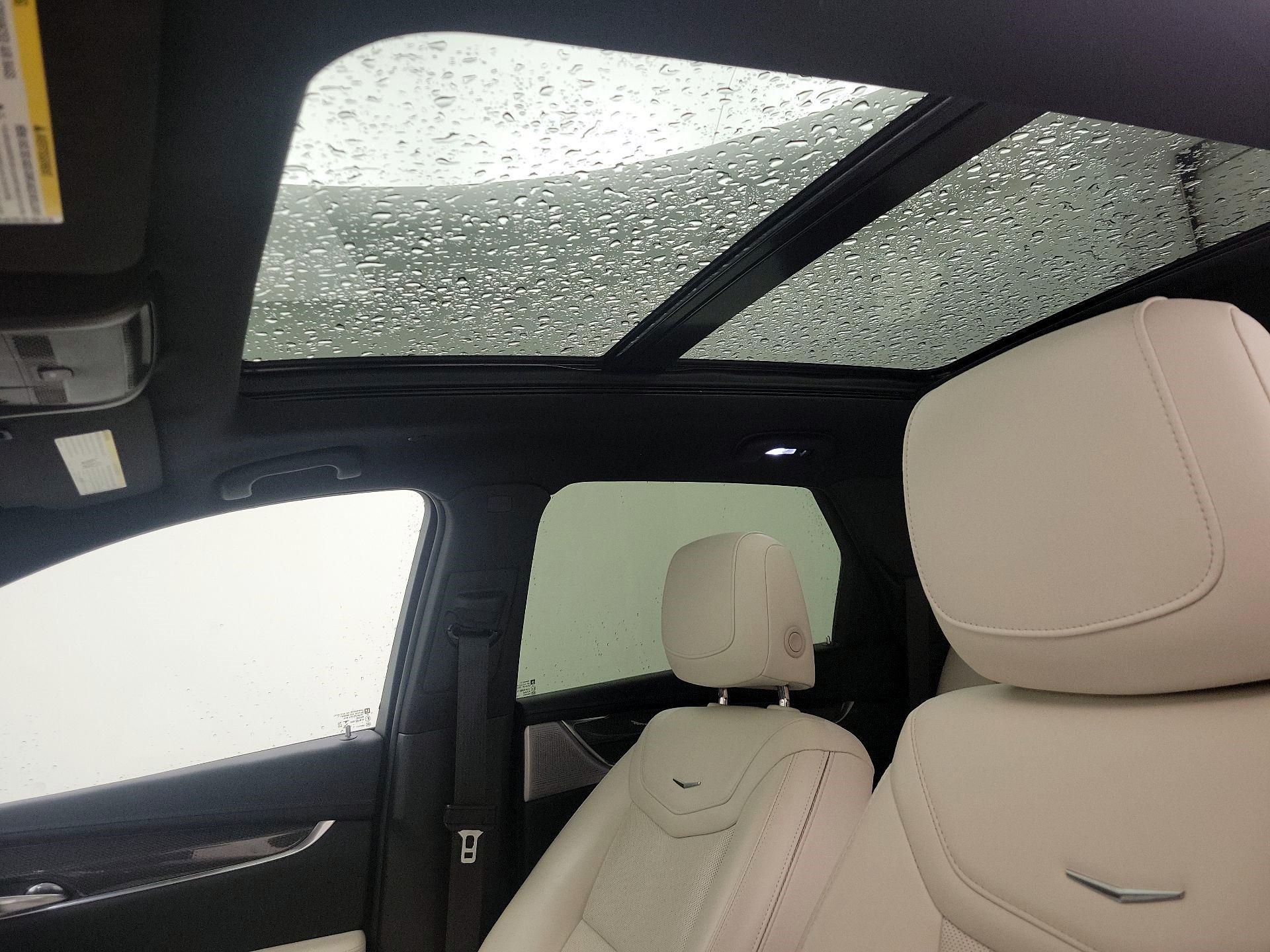 Thumbnail: 2022 Cadillac XT5 - 20