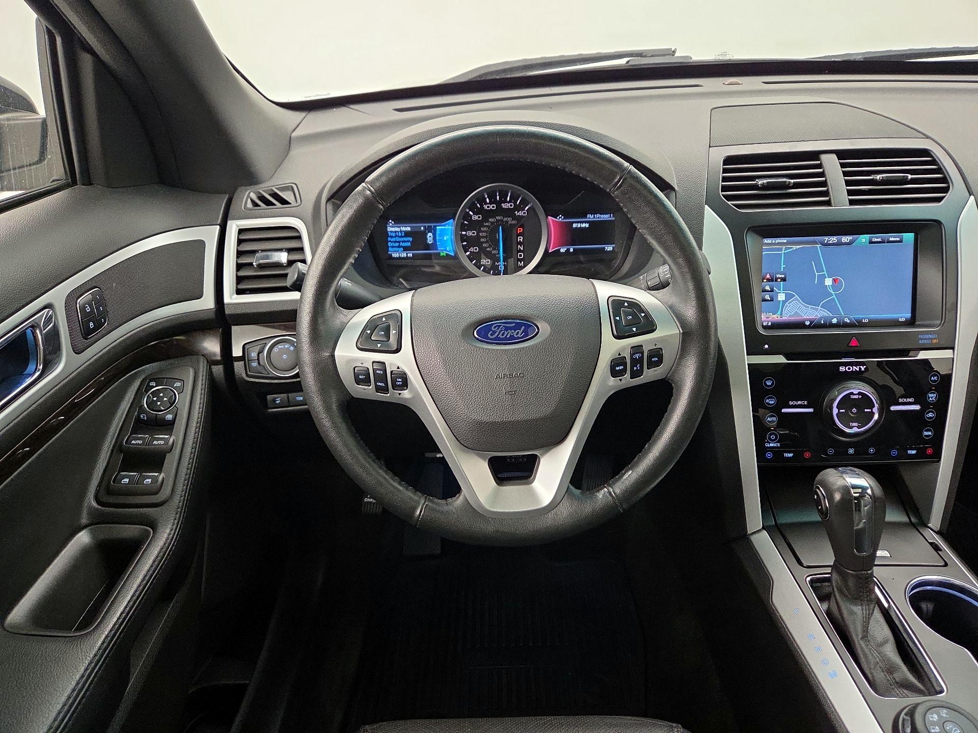 Thumbnail: 2015 Ford Explorer - 10