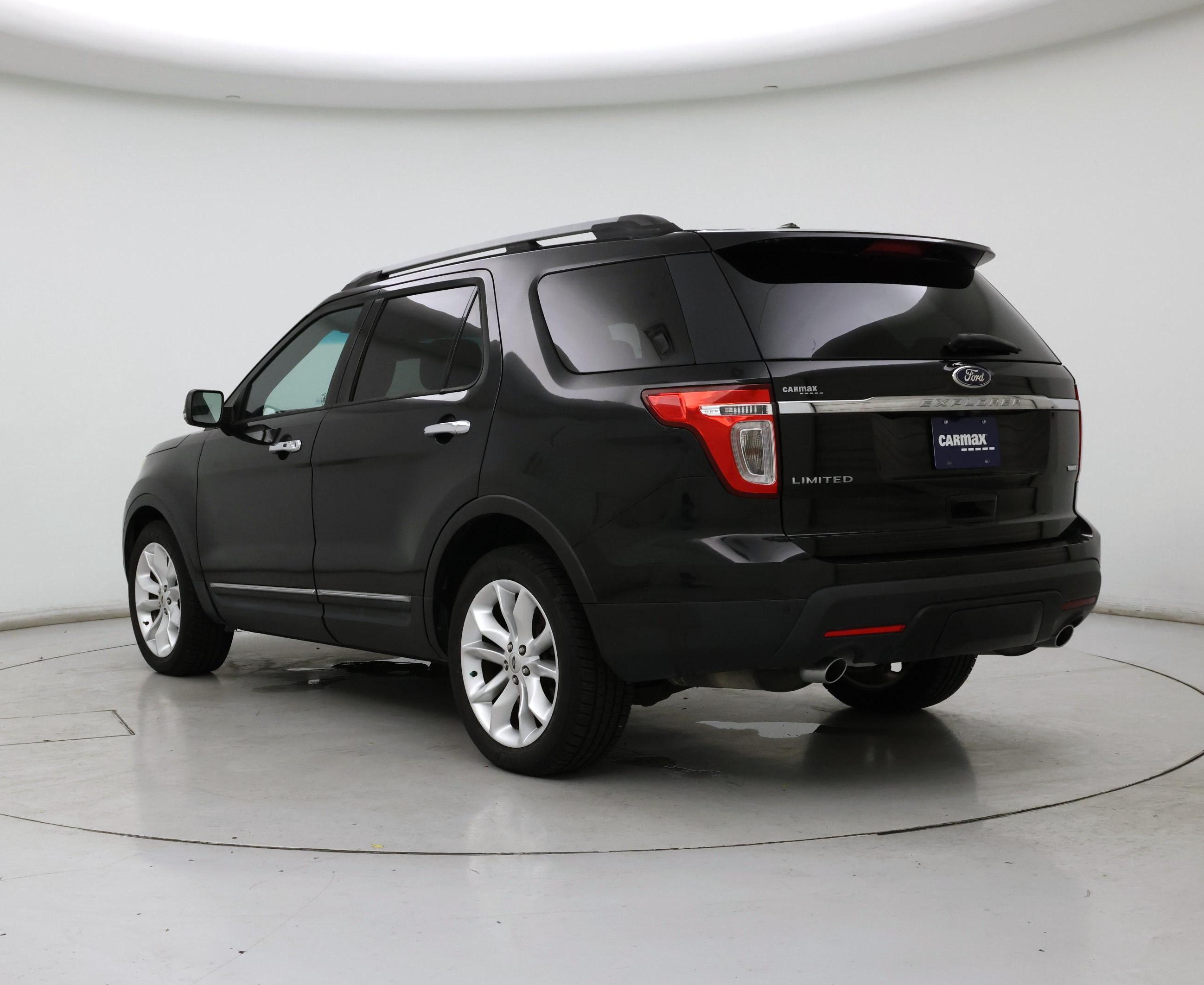 Thumbnail: 2015 Ford Explorer - 2