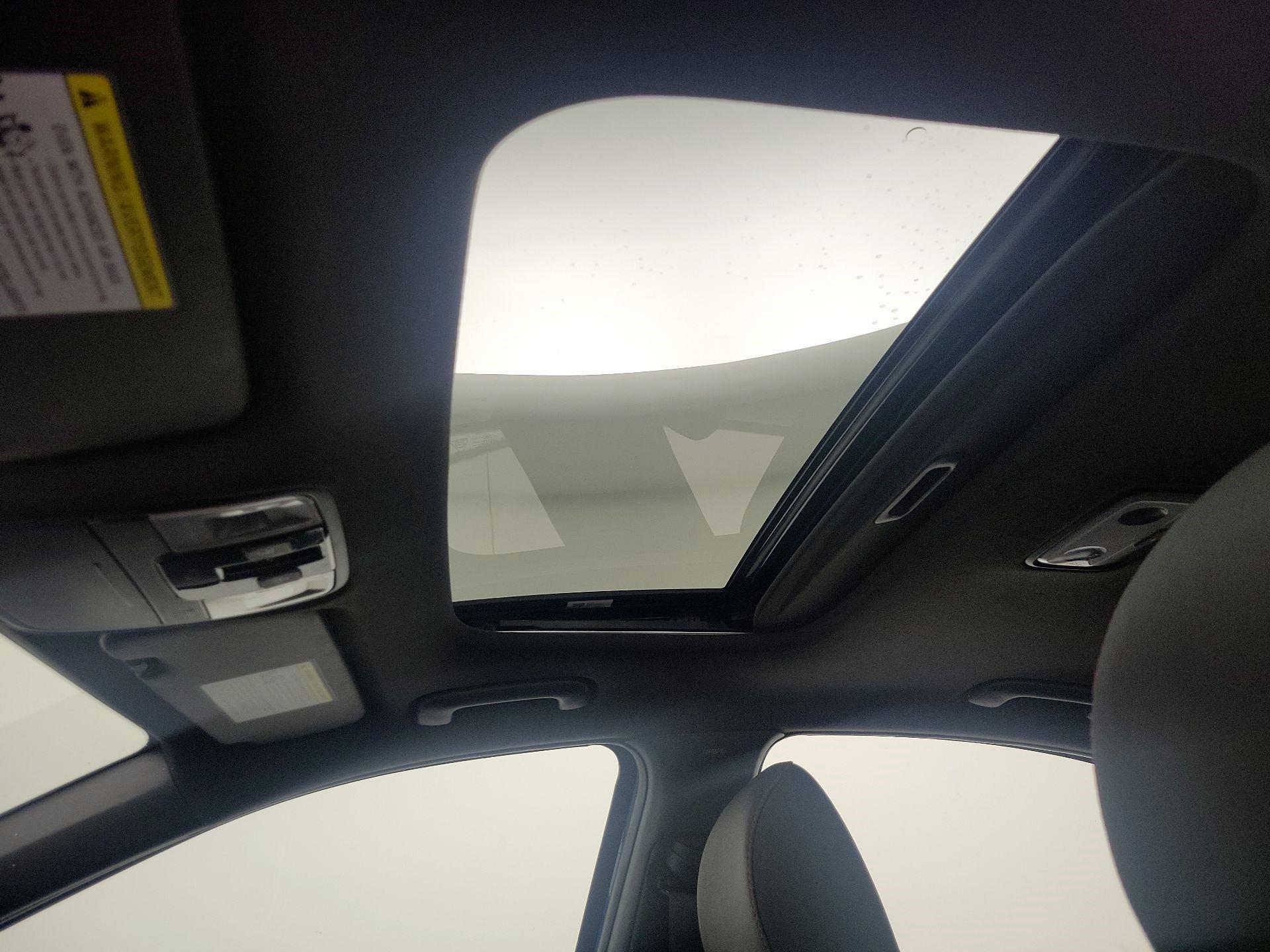 Thumbnail: 2023 Kia Forte - 20